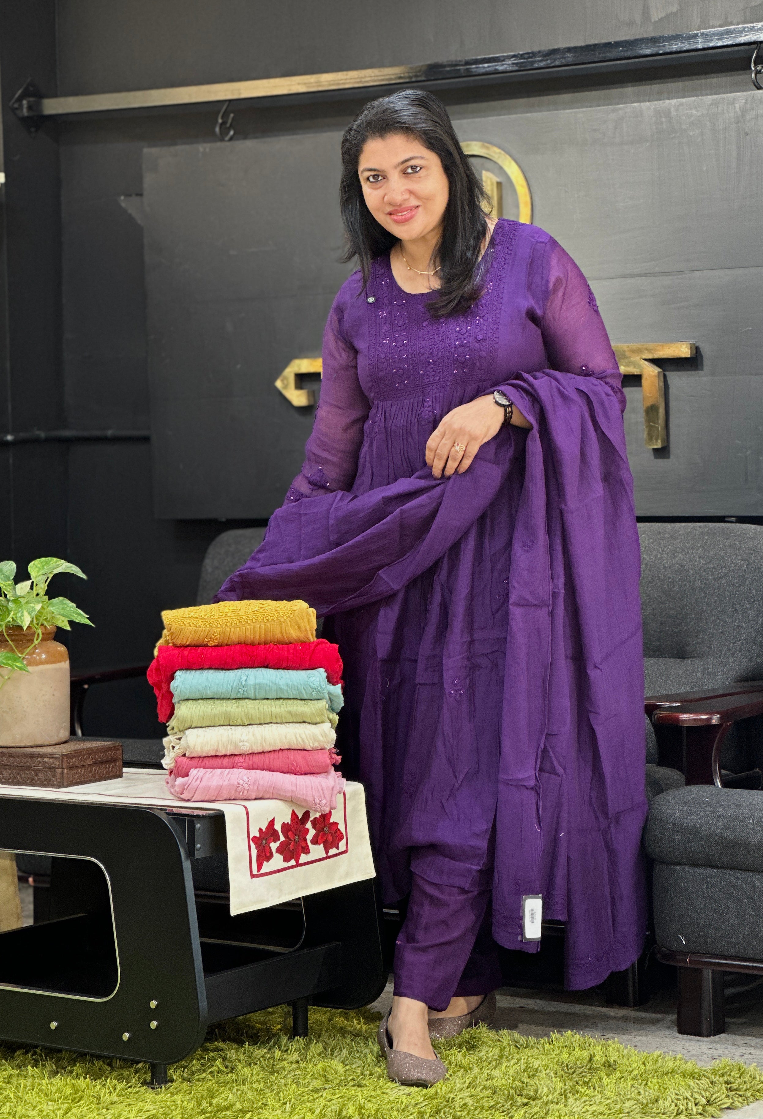 Hand Embroidery With Sequins Detailed Chanderi Kurta Set | GMA165