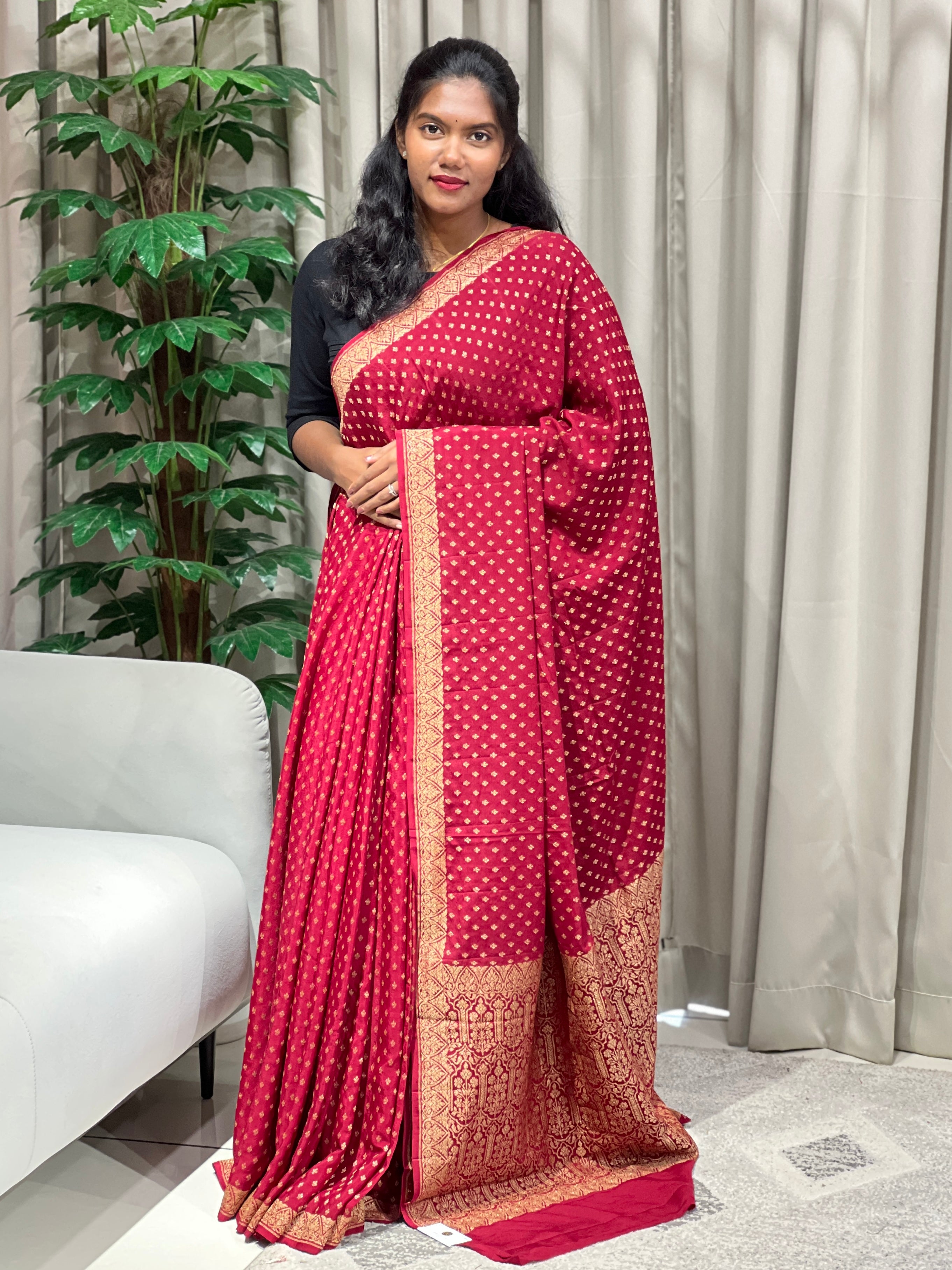Banarasi Woven Georgette Banarasi Saree | YNG722