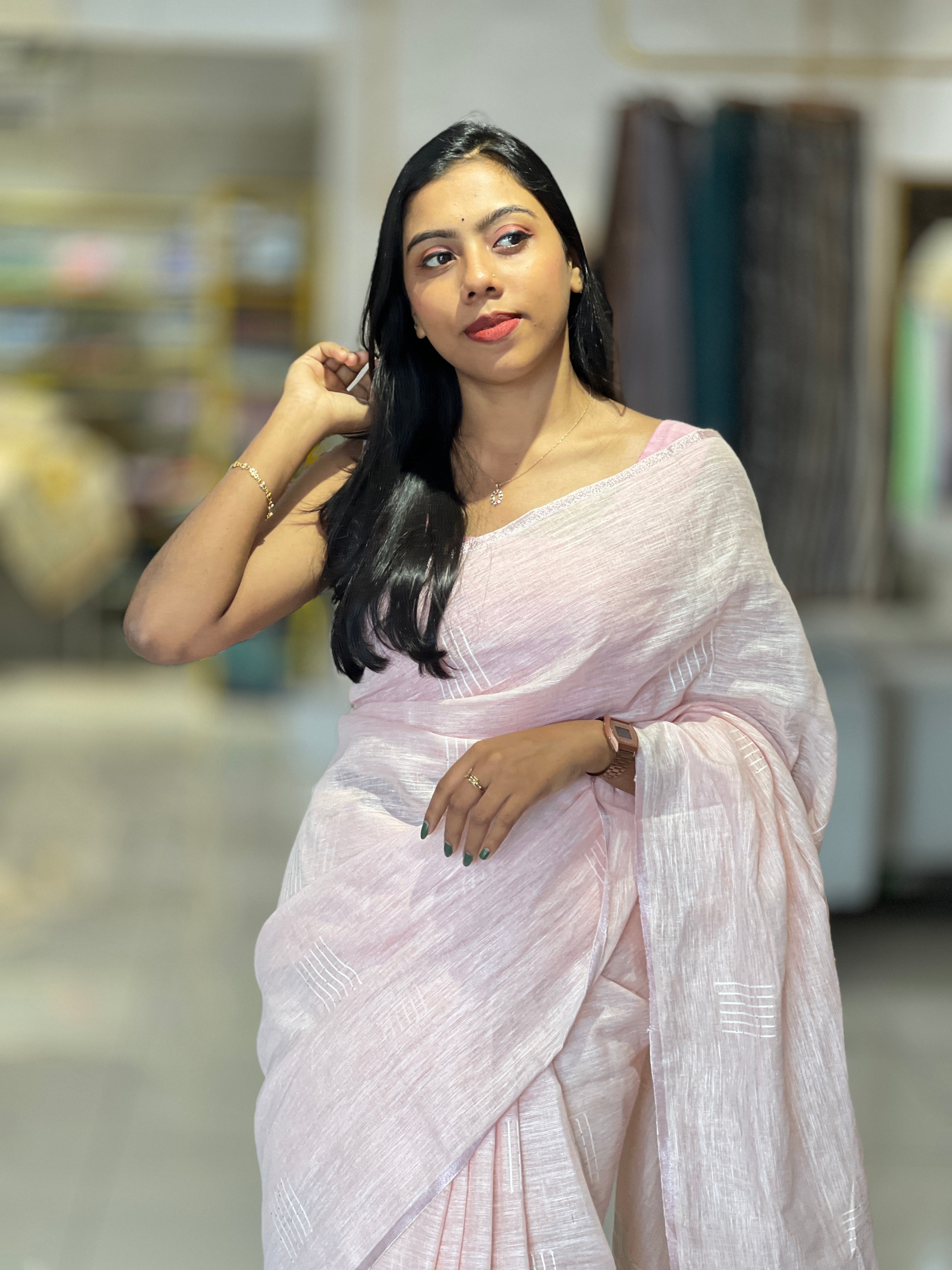 Jacquard Weaving With Zari Border Detailed Linen Saree | DLS342