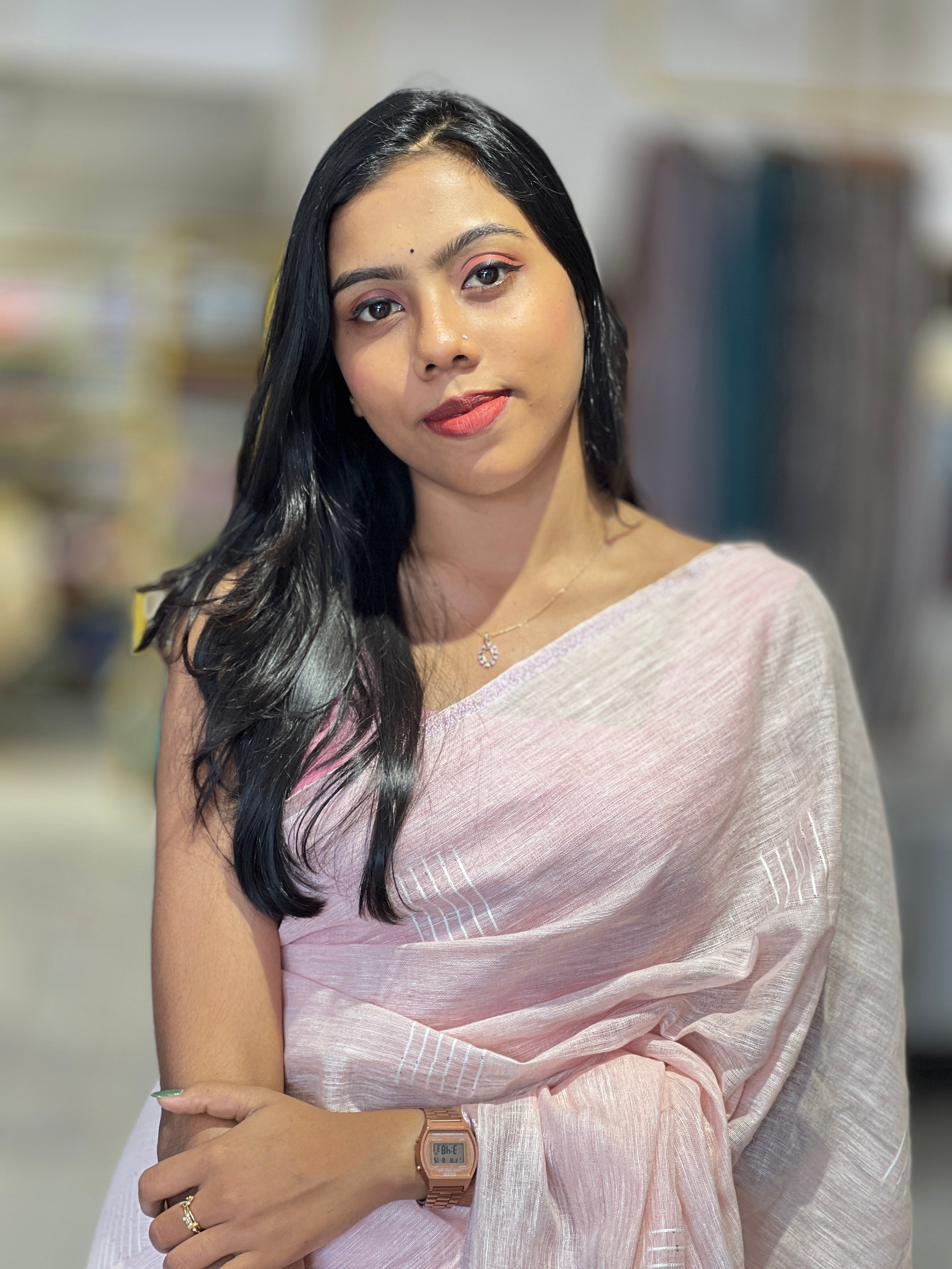 Jacquard Weaving With Zari Border Detailed Linen Saree | DLS342