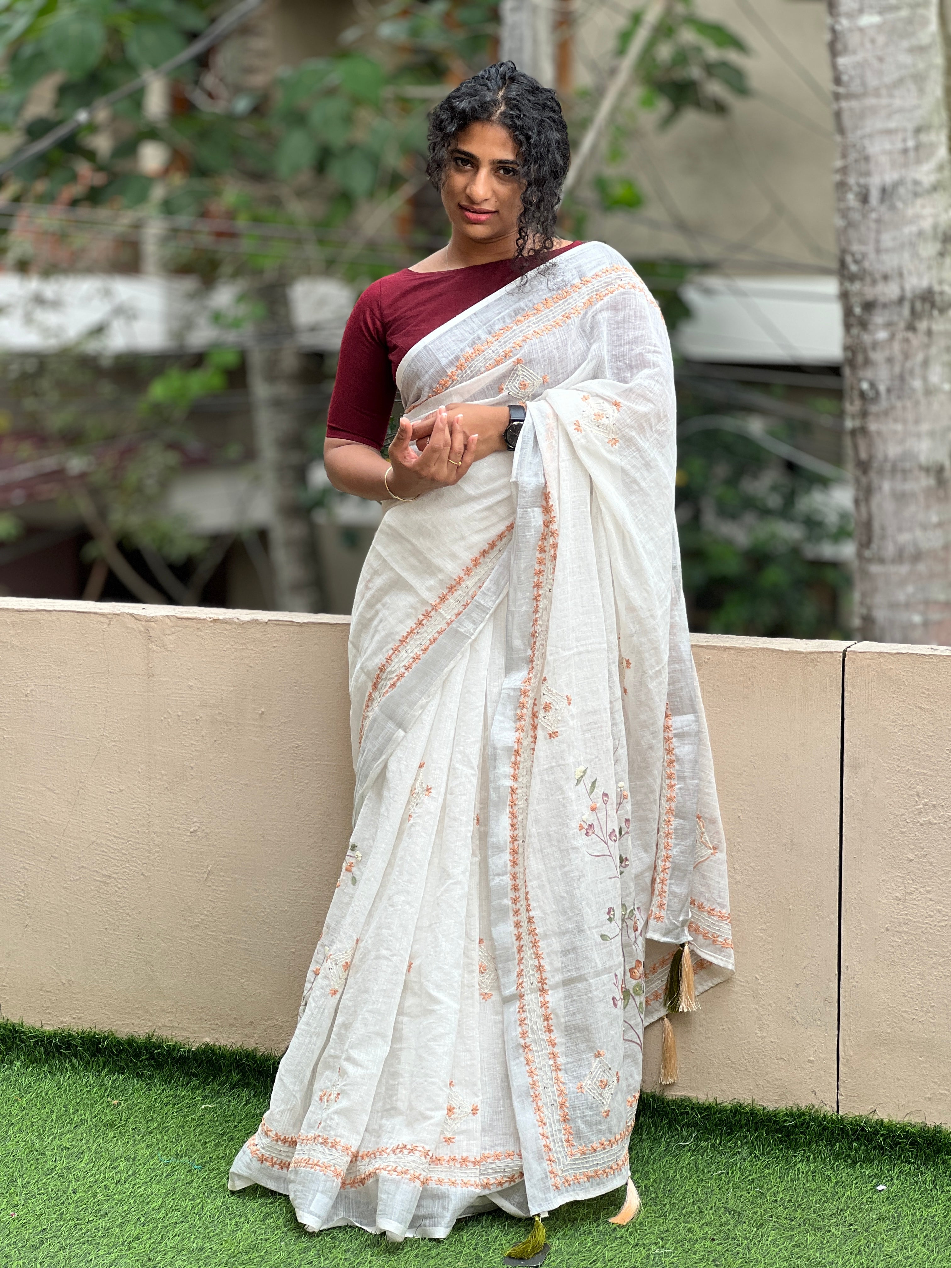 Floral Pattern & Silver Zari Border Pattern Linen Saree | RP404