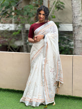 Floral Pattern & Silver Zari Border Pattern Linen Saree | RP404