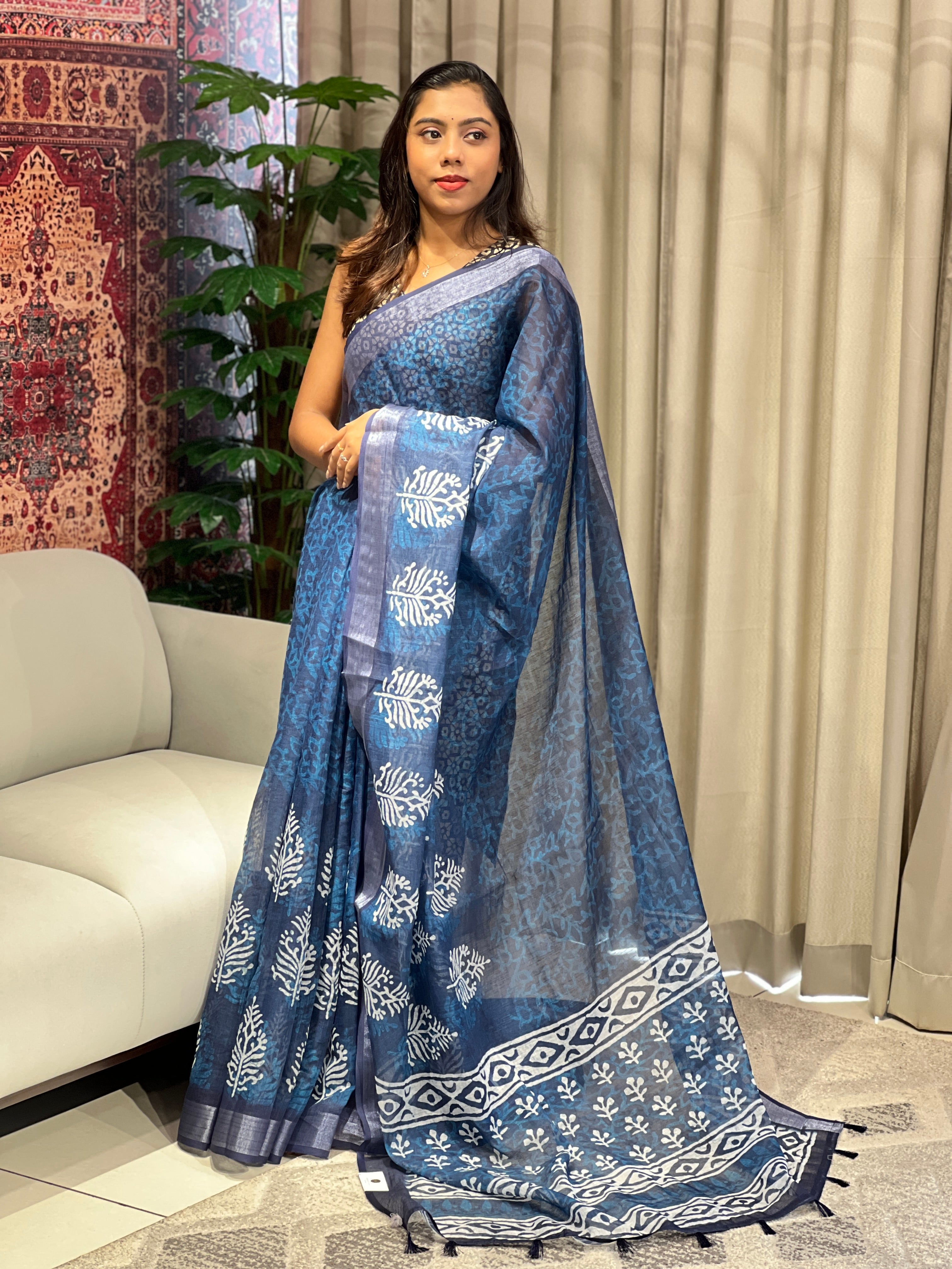 Digital Printed Linen Finish Saree | BLD1867