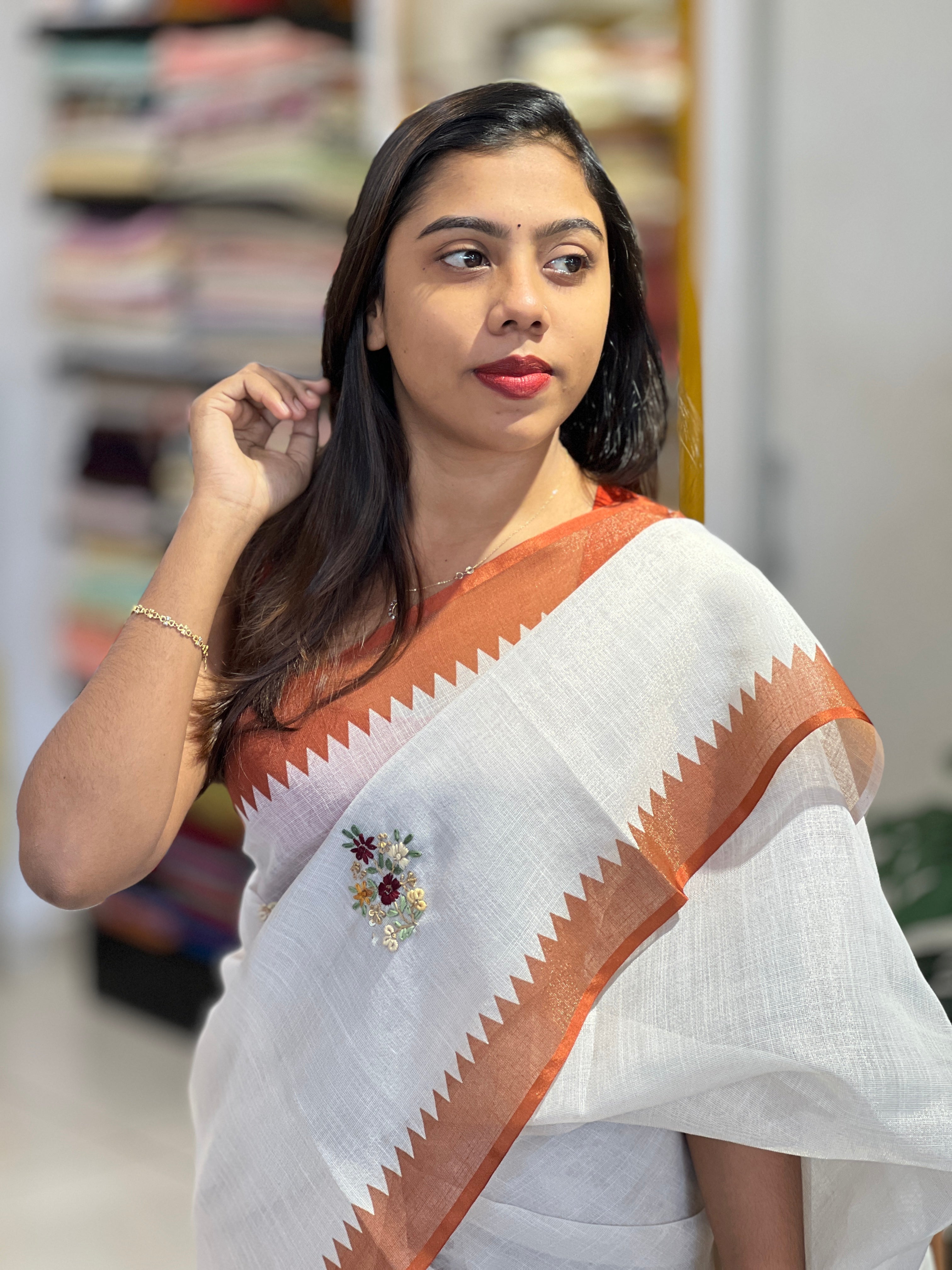 Print With Hand Embroidery Detailed Tissue Linen Saree | BLD2121