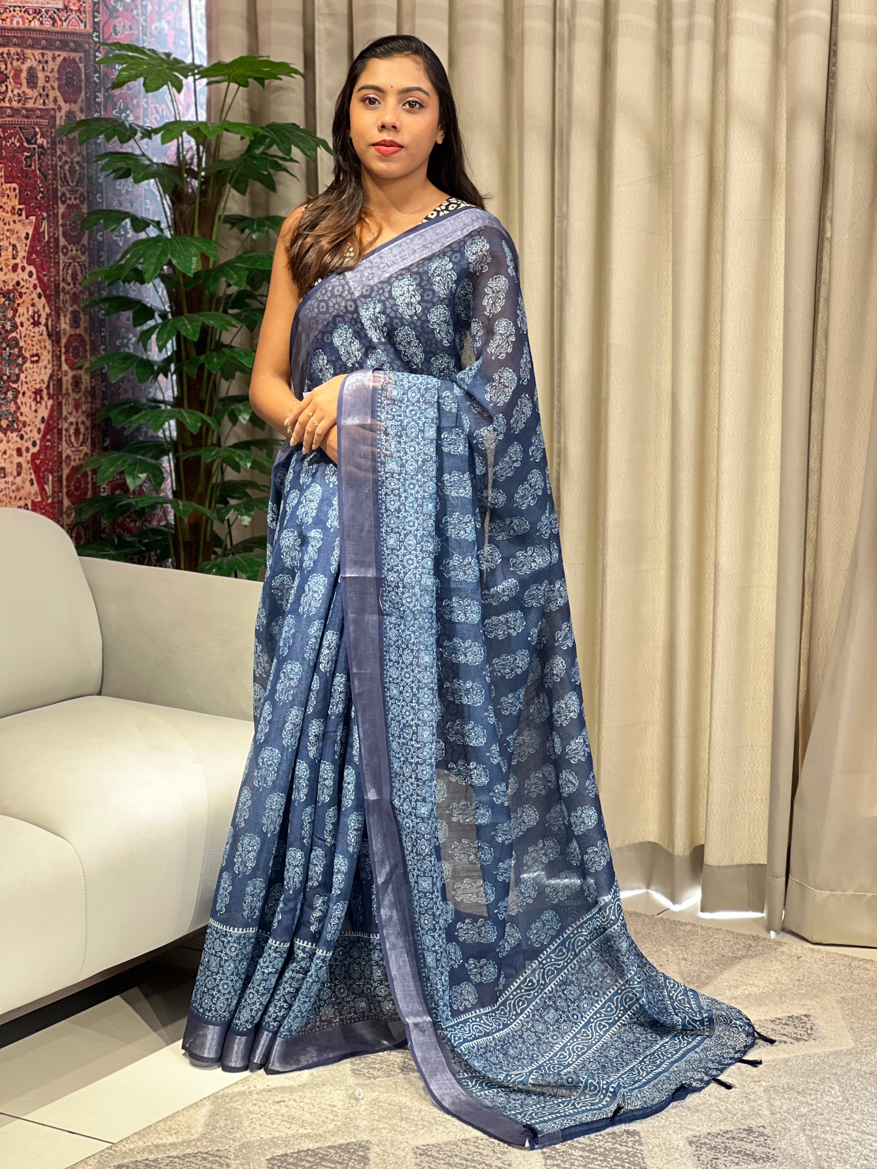 Digital Printed Linen Finish Saree | BLD1875