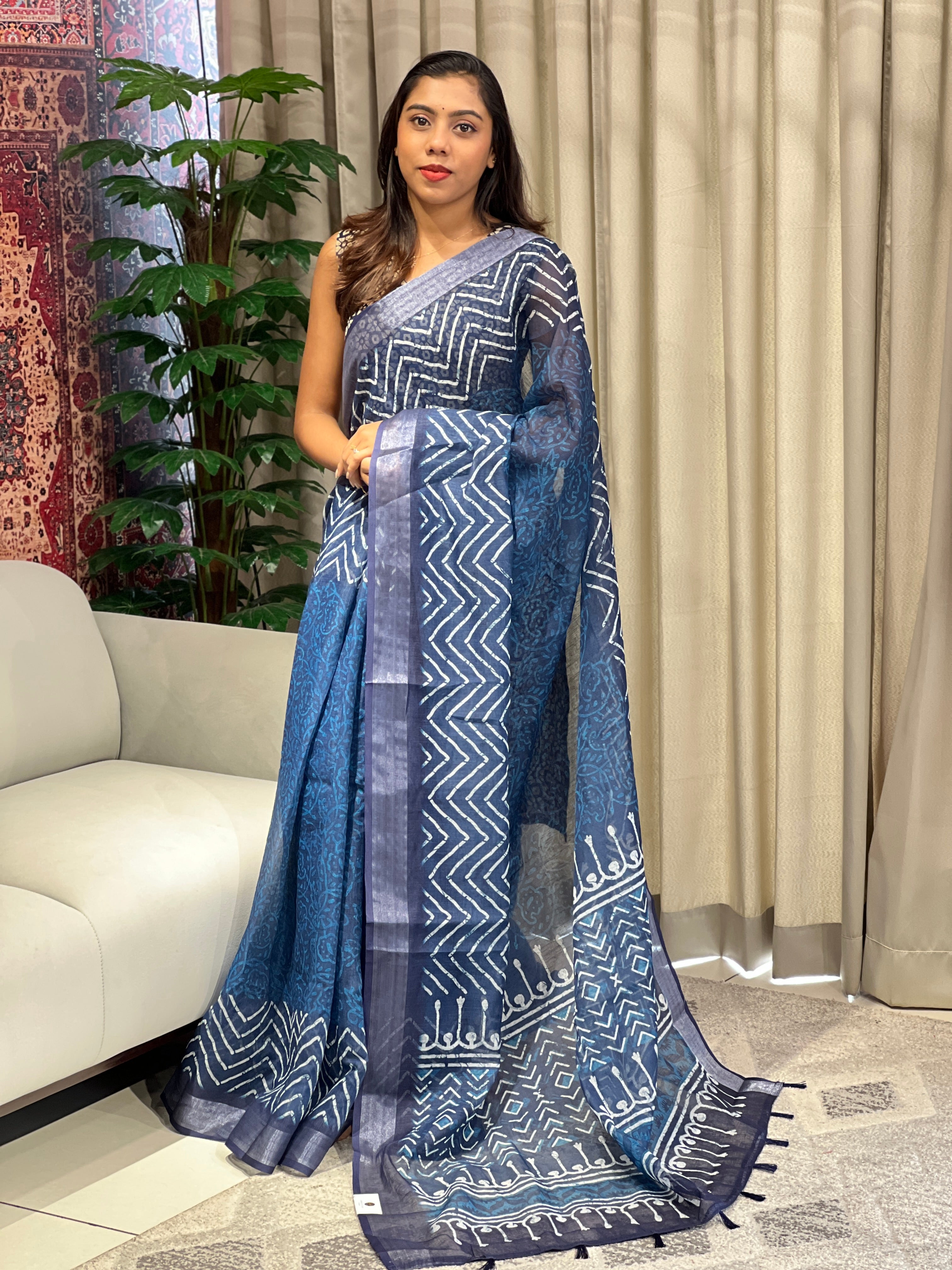 Digital Printed Linen Finish Saree | BLD1872