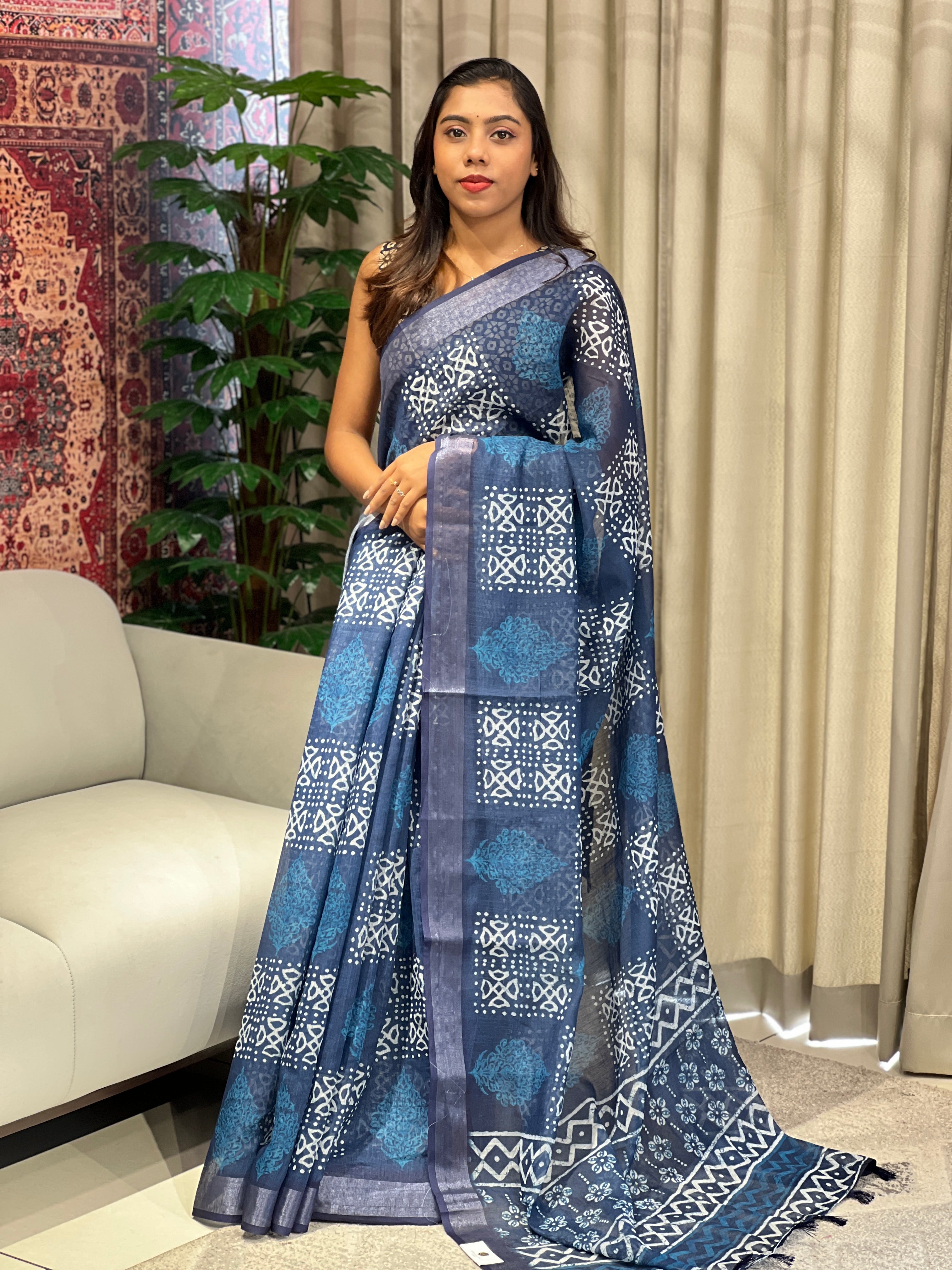 Digital Printed Linen Finish Saree | BLD1873