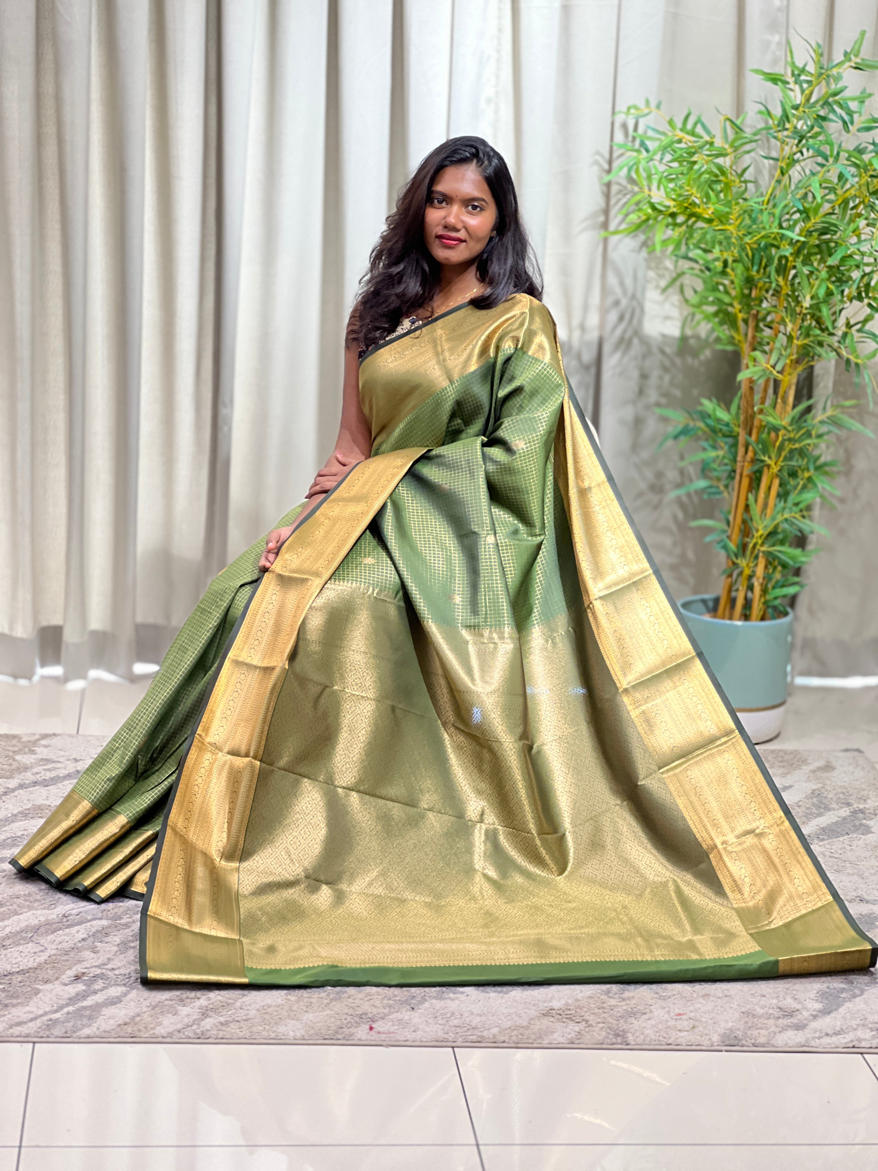 Check Patterned Soft Silk Saree | RVS332