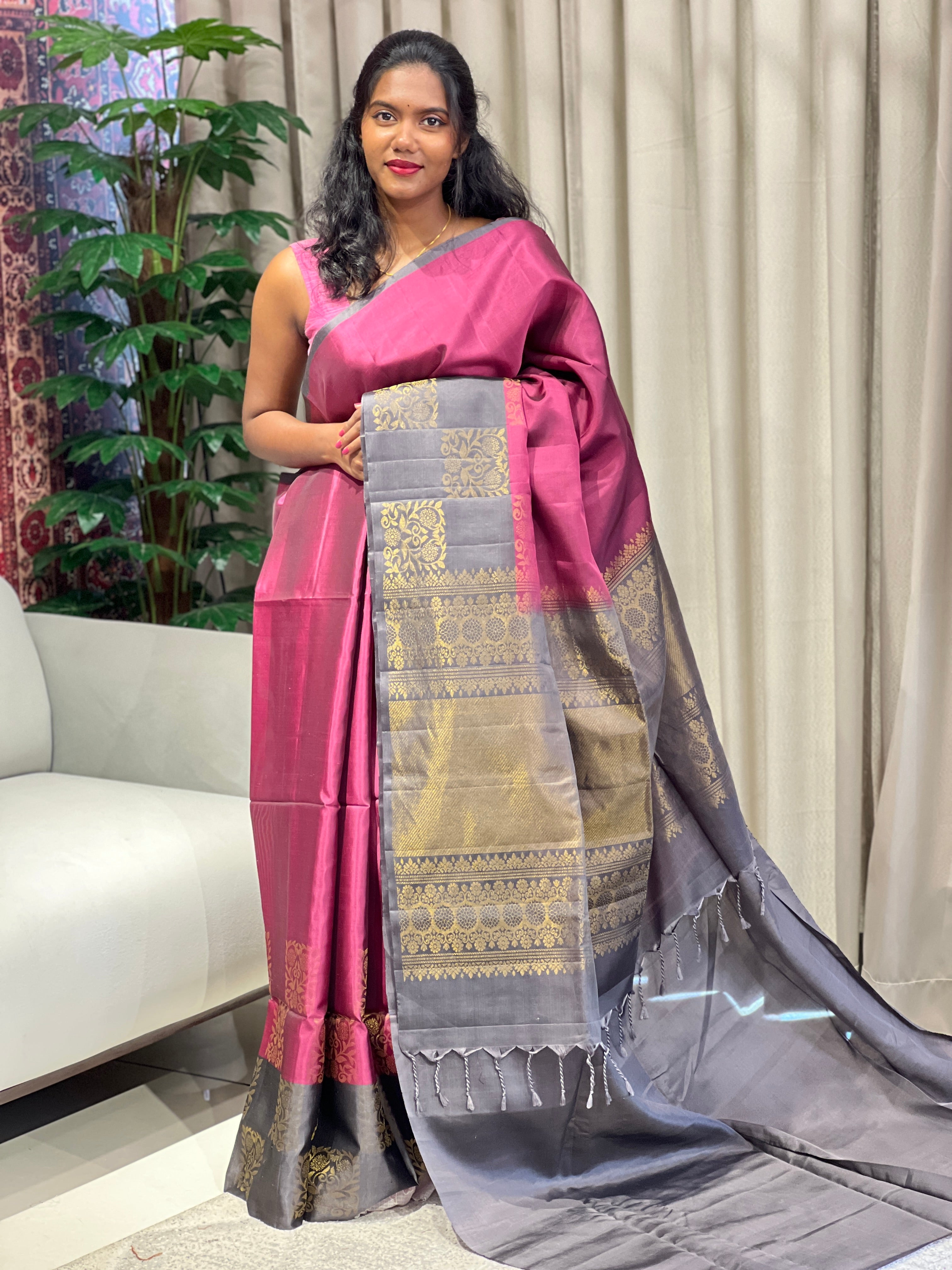 Zari Weaved Traditional Patterned Soft Silk Saree | KG117