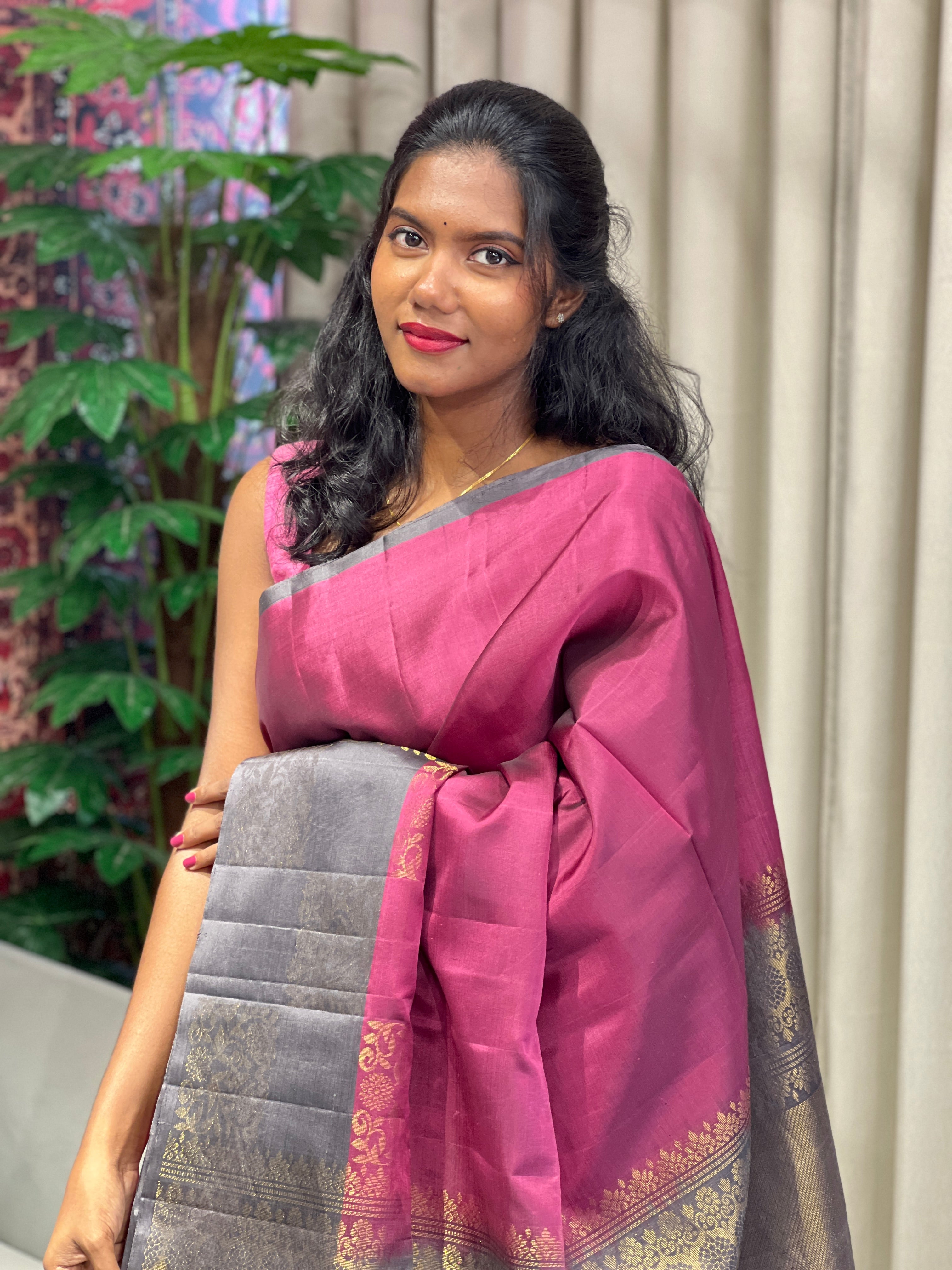 Zari Weaved Traditional Patterned Soft Silk Saree | KG117