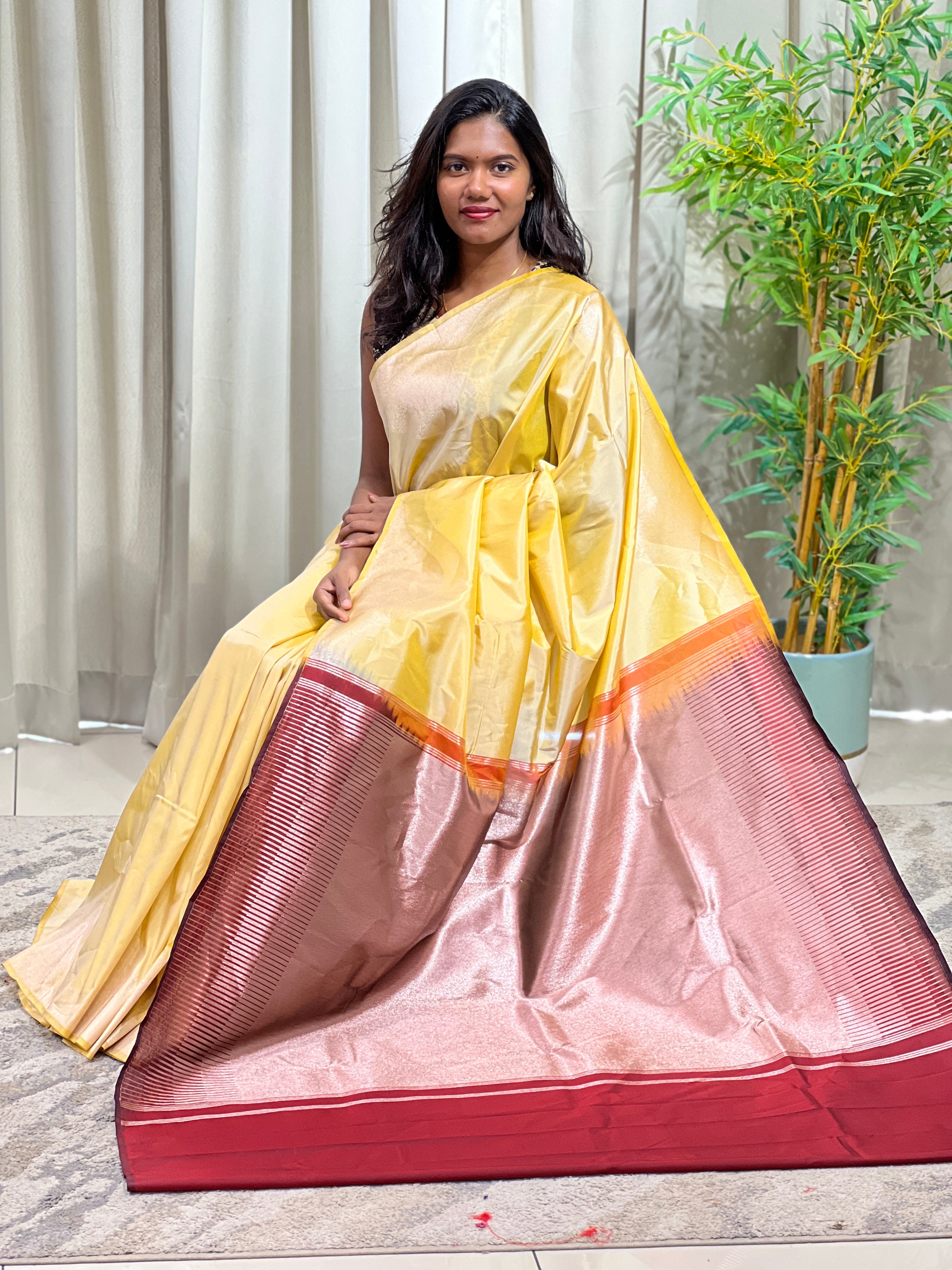 Lehar Pattern Semi Soft Silk Saree | RVS210