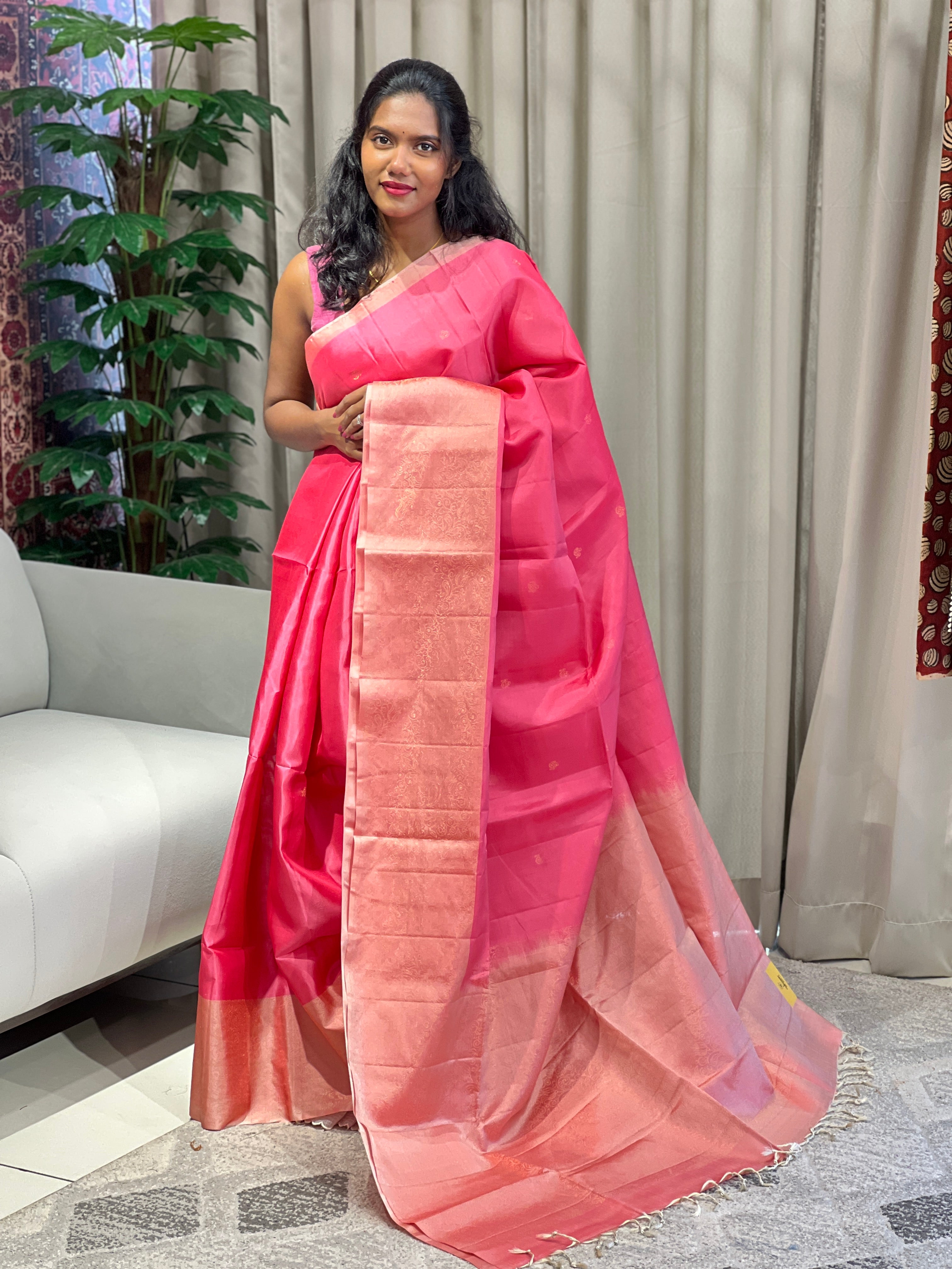 Zari Weaved Jaal Patterned Soft Silk Saree | KG112