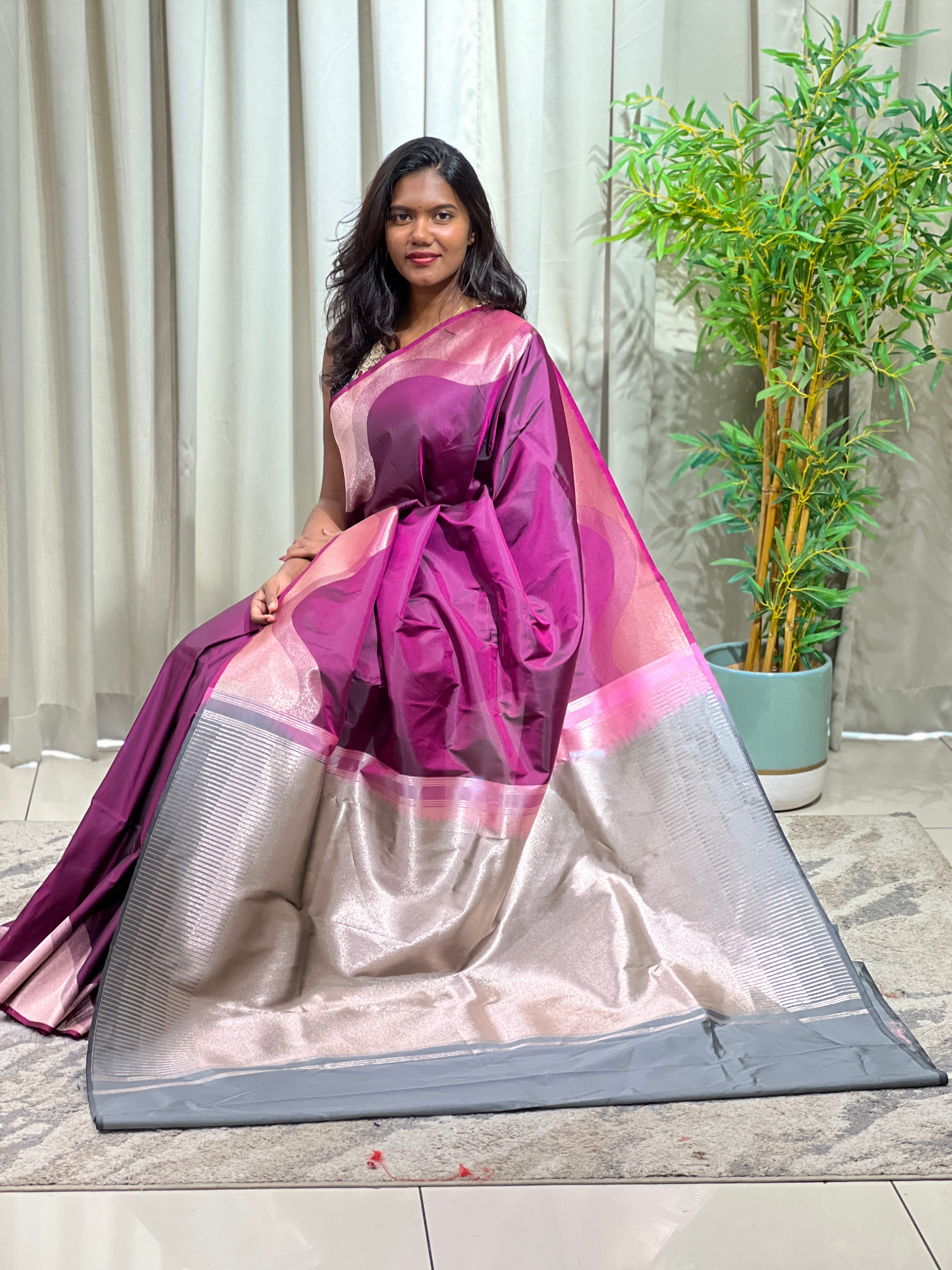 Lehar Pattern Semi Soft Silk Saree | RVS206