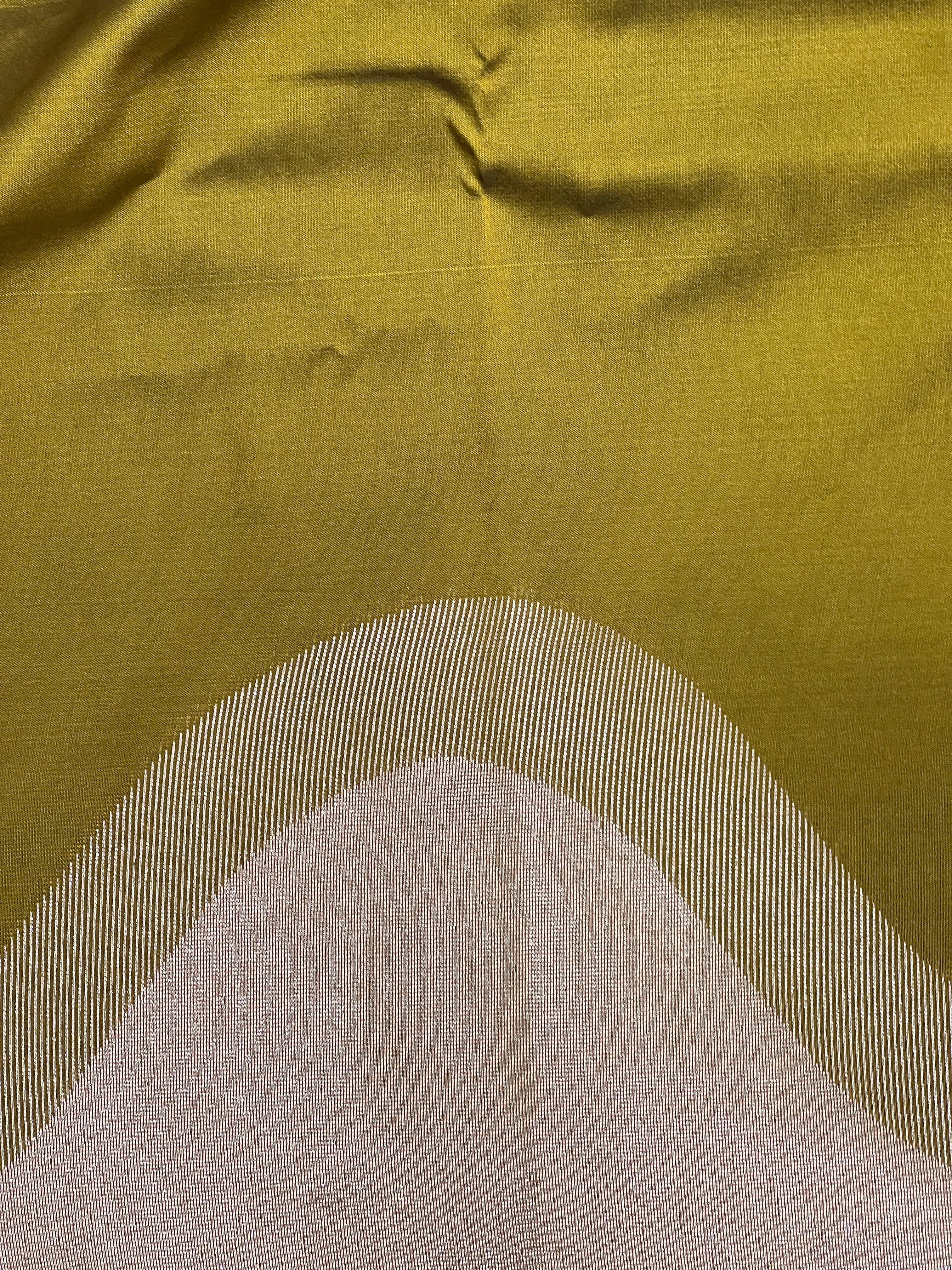 Lehar Pattern Semi Soft Silk Saree | RVS203