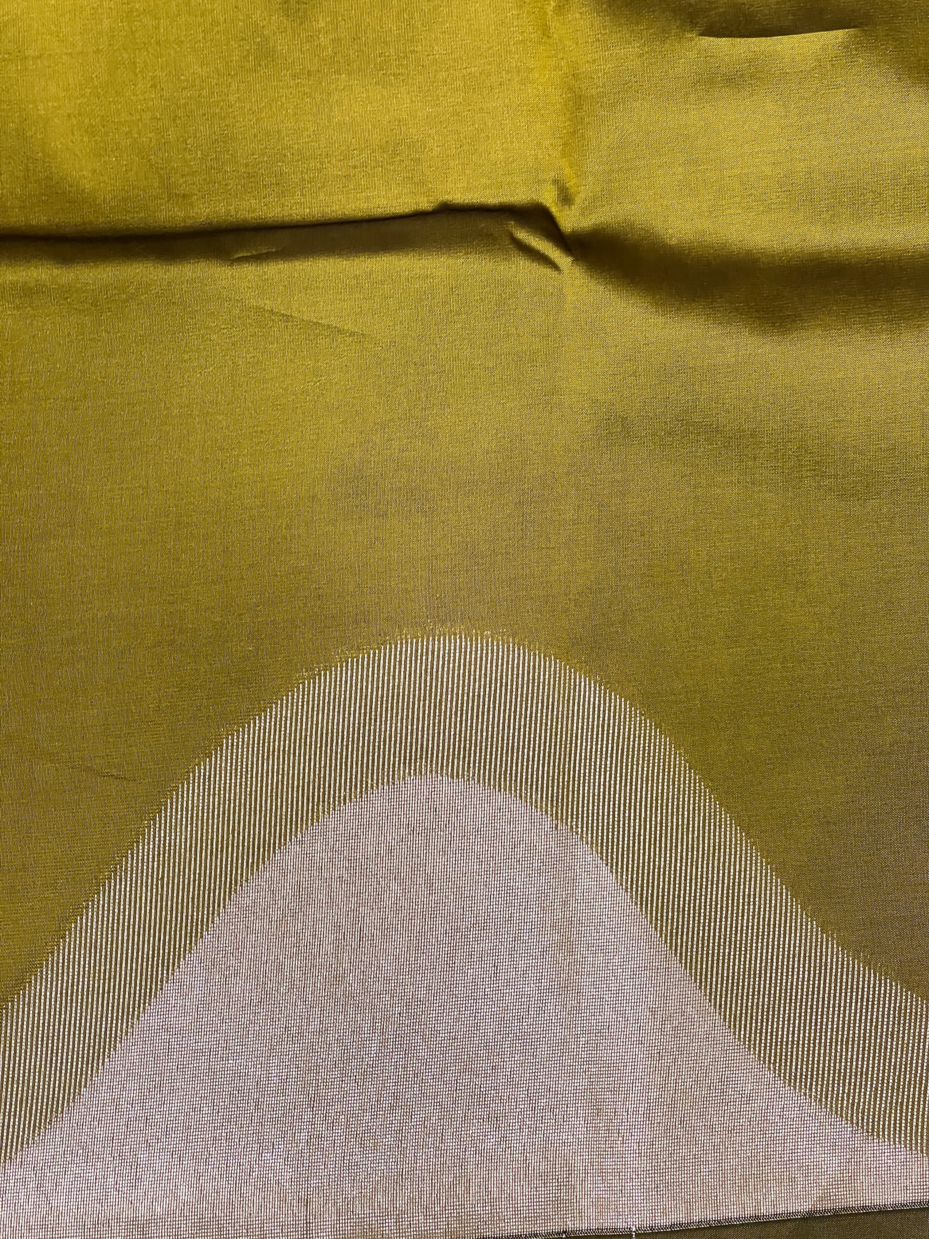 Lehar Pattern Semi Soft Silk Saree | RVS200