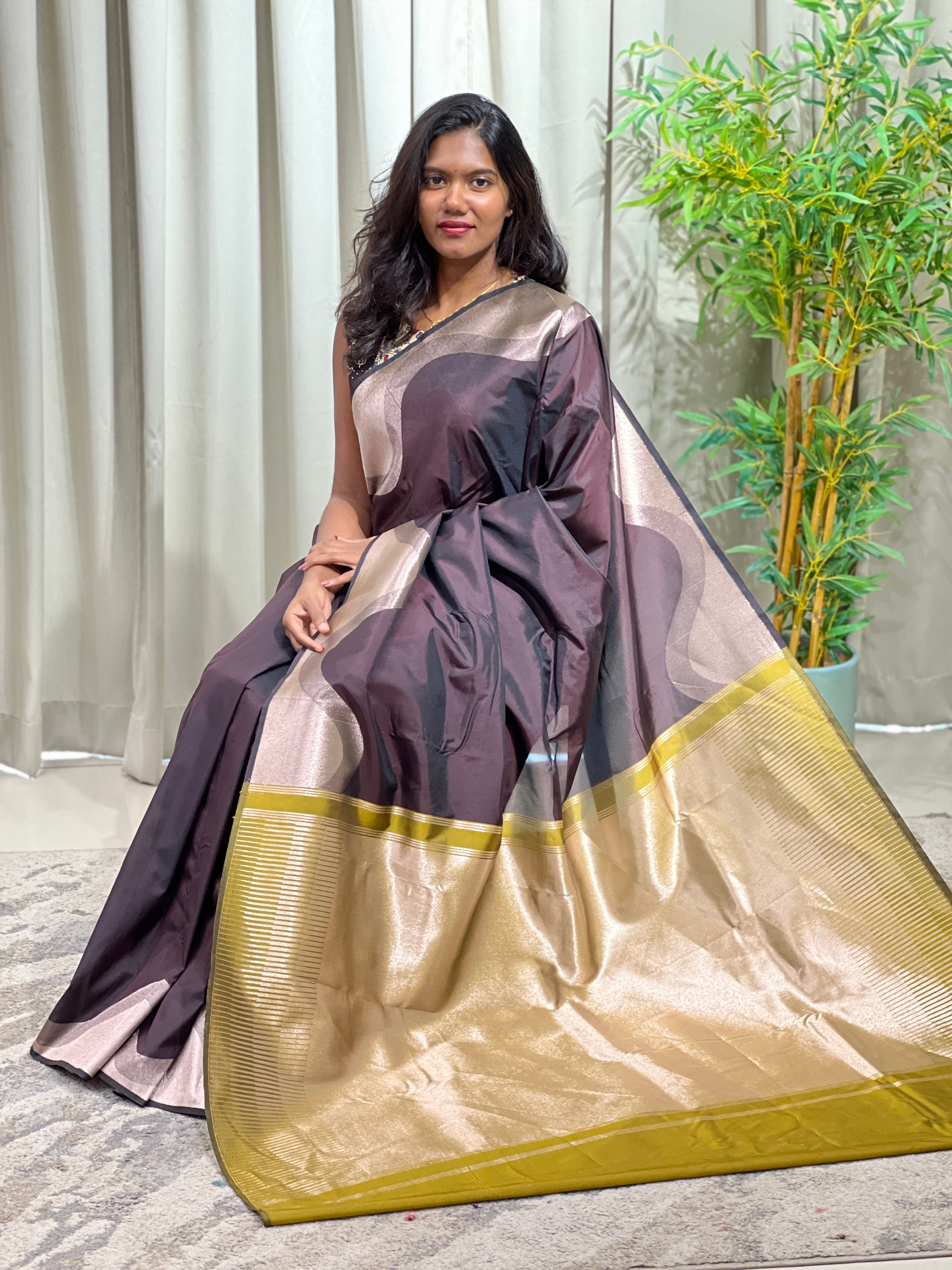 Lehar Pattern Semi Soft Silk Saree | RVS205