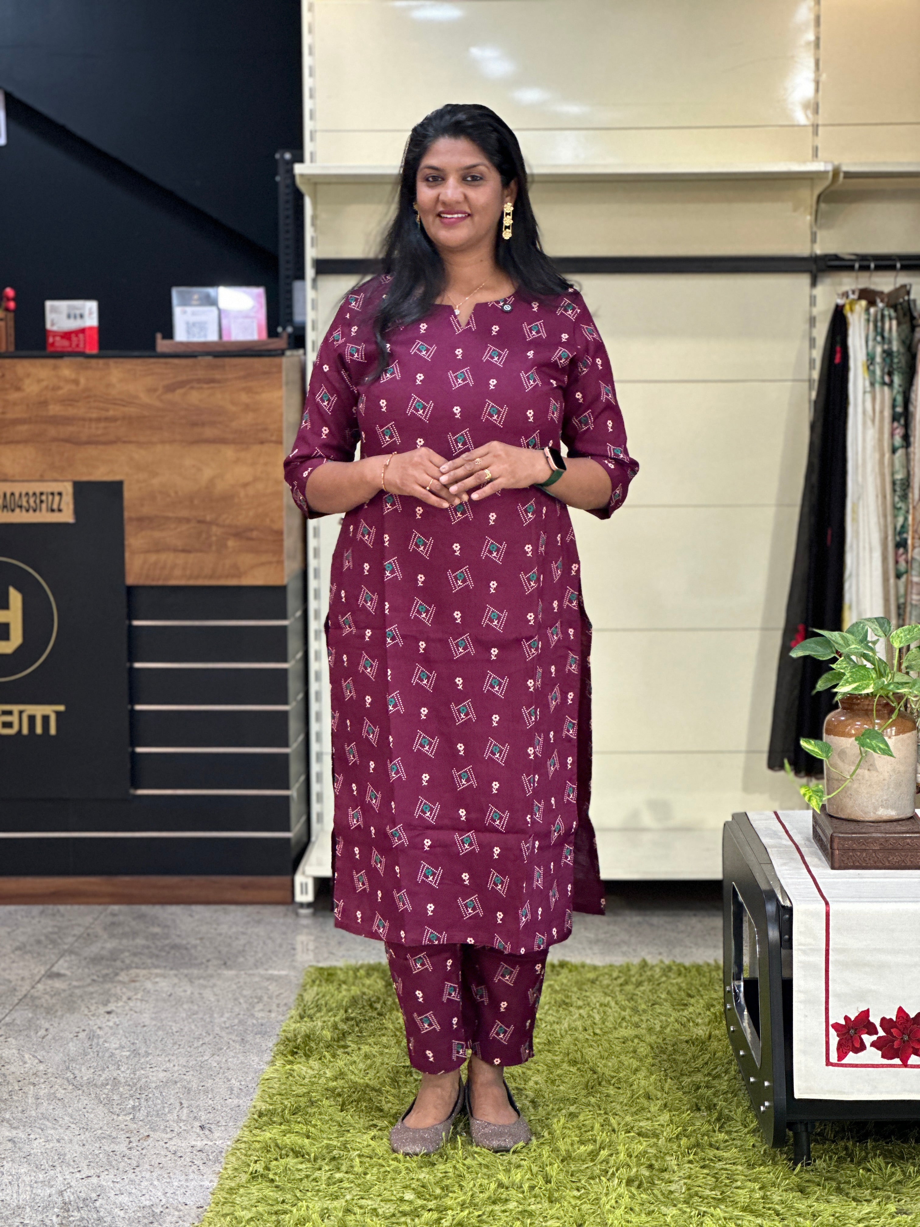 Floral & Geometric Printed Cotton Kurta Set | VSI154