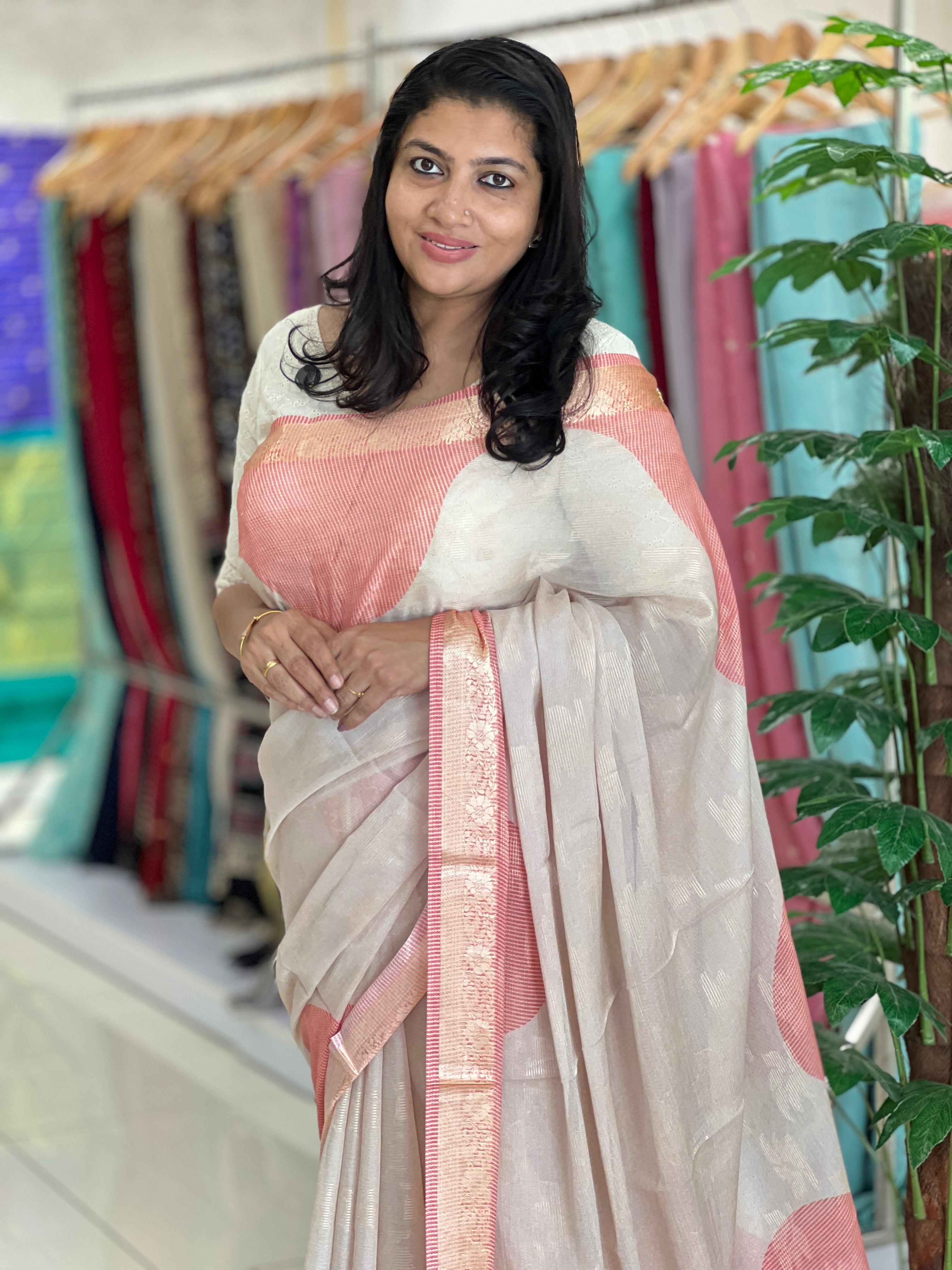 Banarasi Border Detailed Chinon Saree | SSN119