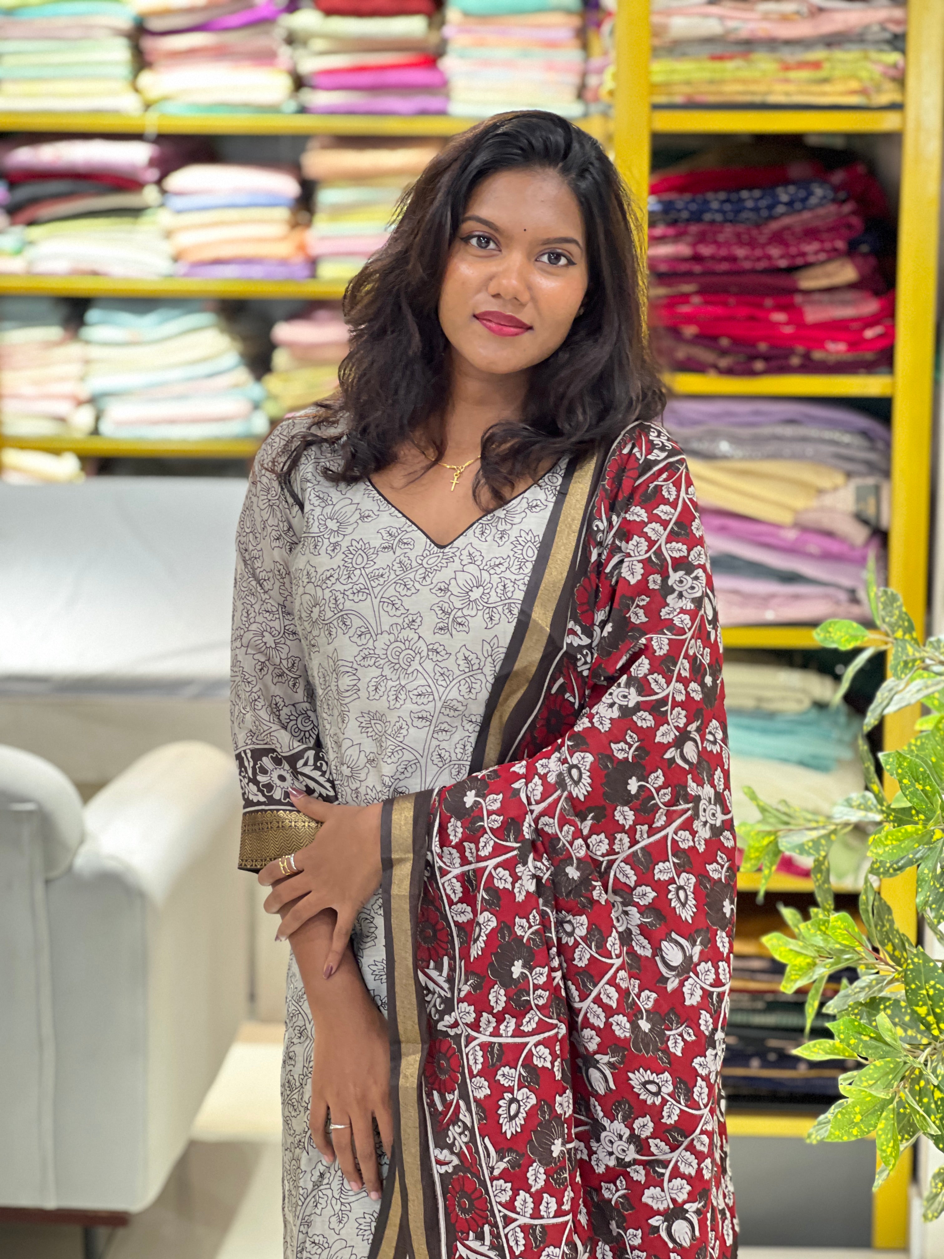 Screen Printed Semi Tussar Kurta Set SLM189