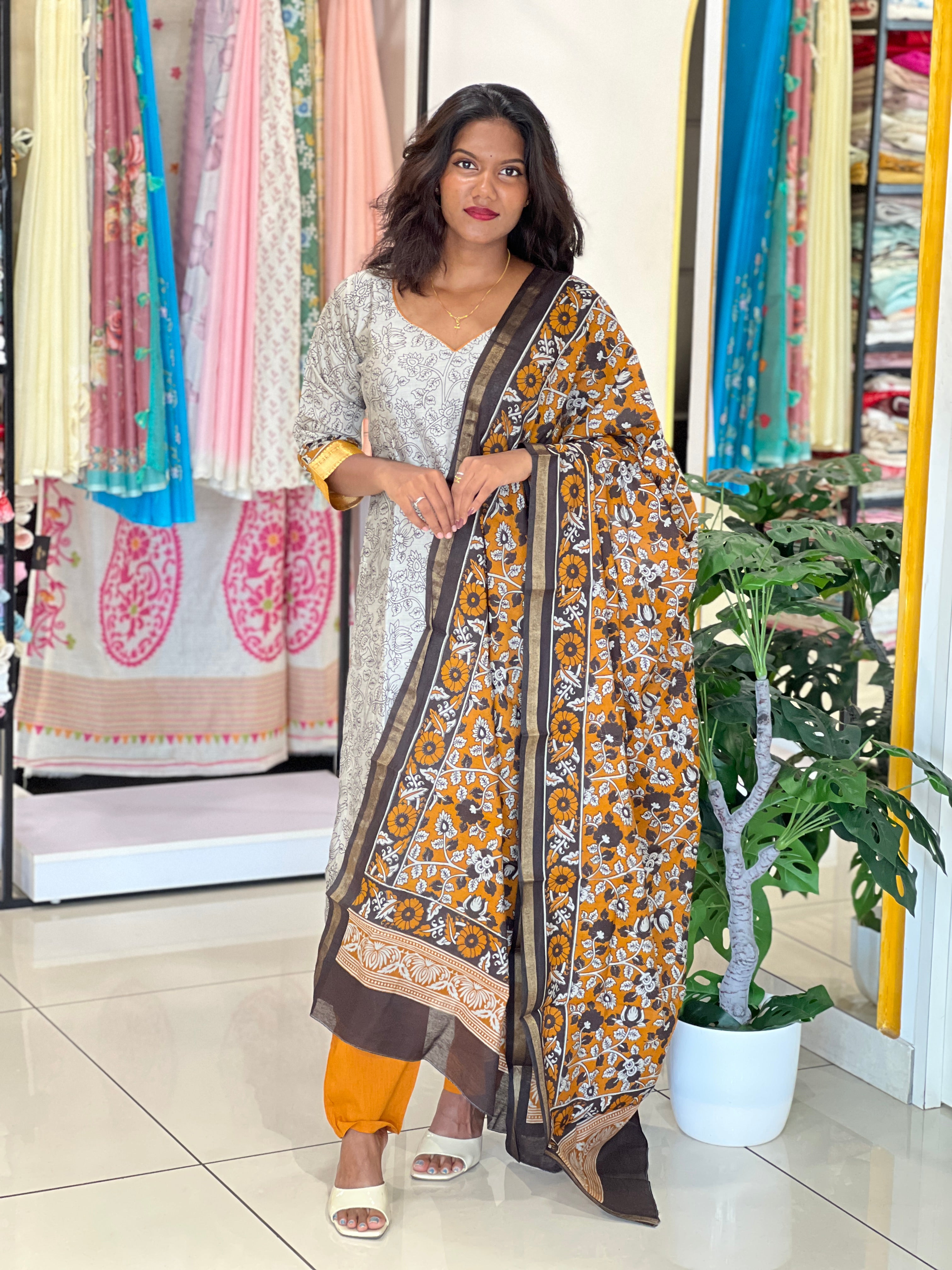 Screen Printed Semi Tussar Kurta Set |SLM188