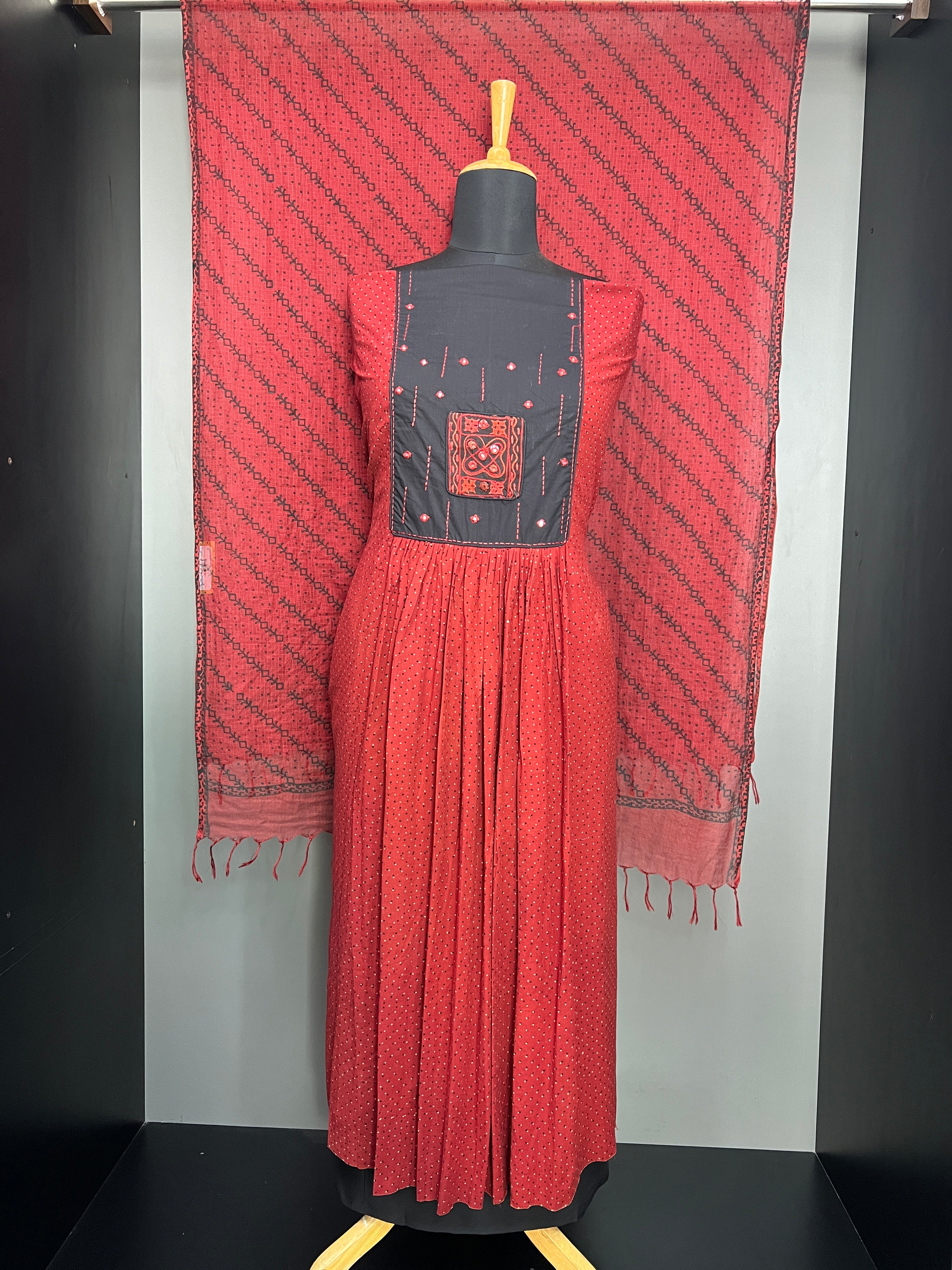 Block Print With Kutch Work Detailed Cotton Salwar Set | JSC473