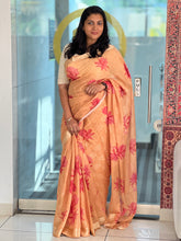 Floral Print With Banarasi Border Detailed Chinon Saree | SSN120