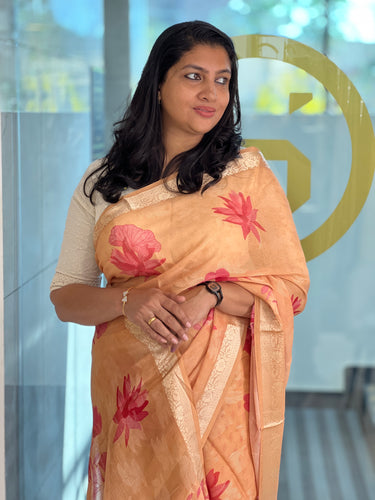 Floral Print With Banarasi Border Detailed Chinon Saree | SSN120