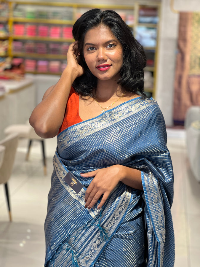 Zari Check With Buta Weaved Banarasi Silk Saree | NN326