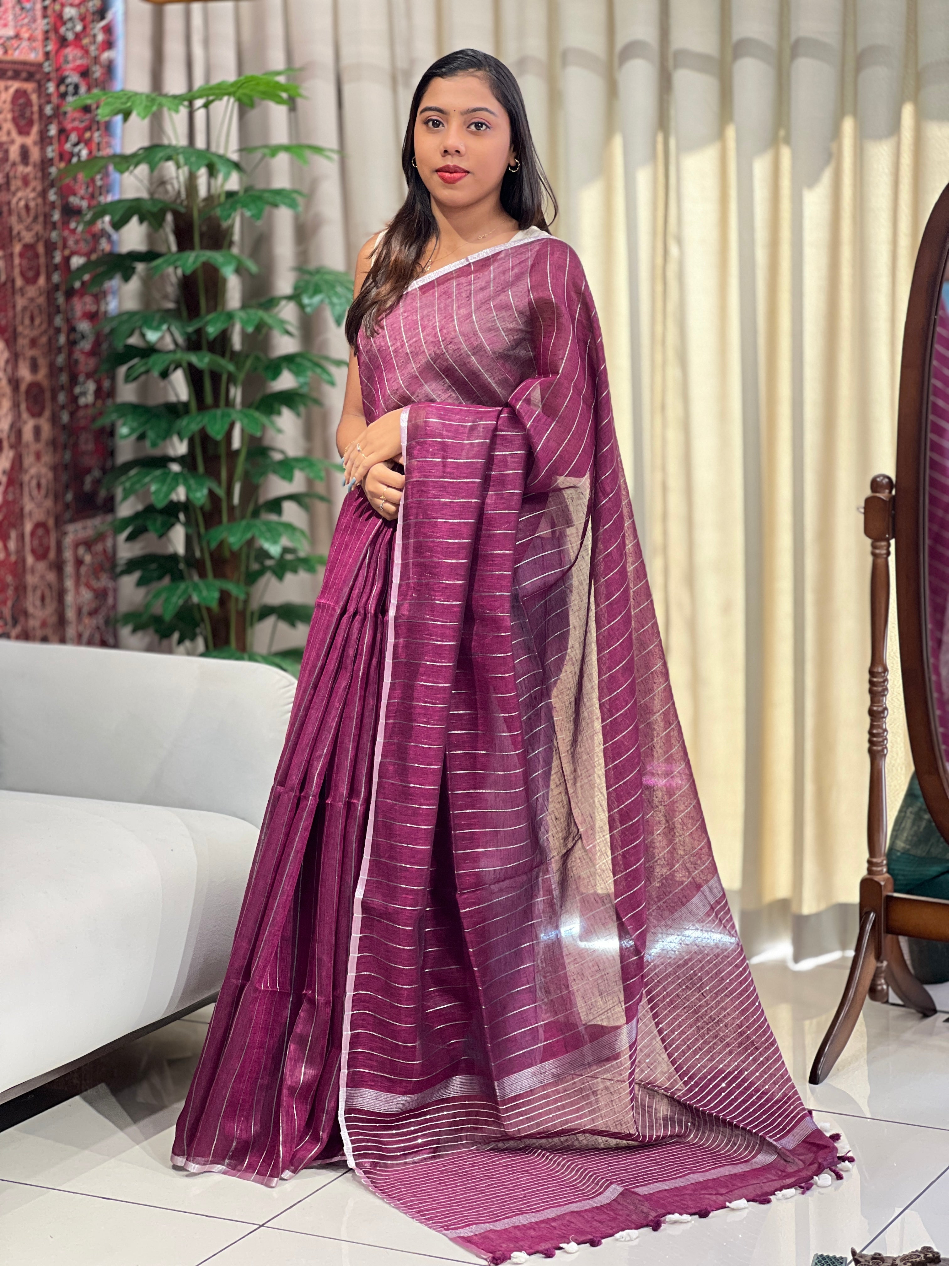 Silver Zari Woven Stripe Patterned Semi Linen Saree | EVA120