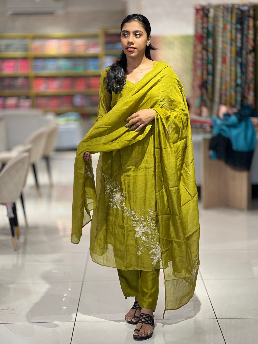 Embroidery Detailing Chanderi Kurta Set |  KIA114