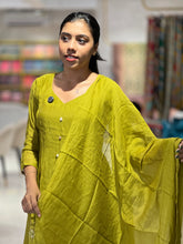 Embroidery Detailing Chanderi Kurta Set |  KIA114