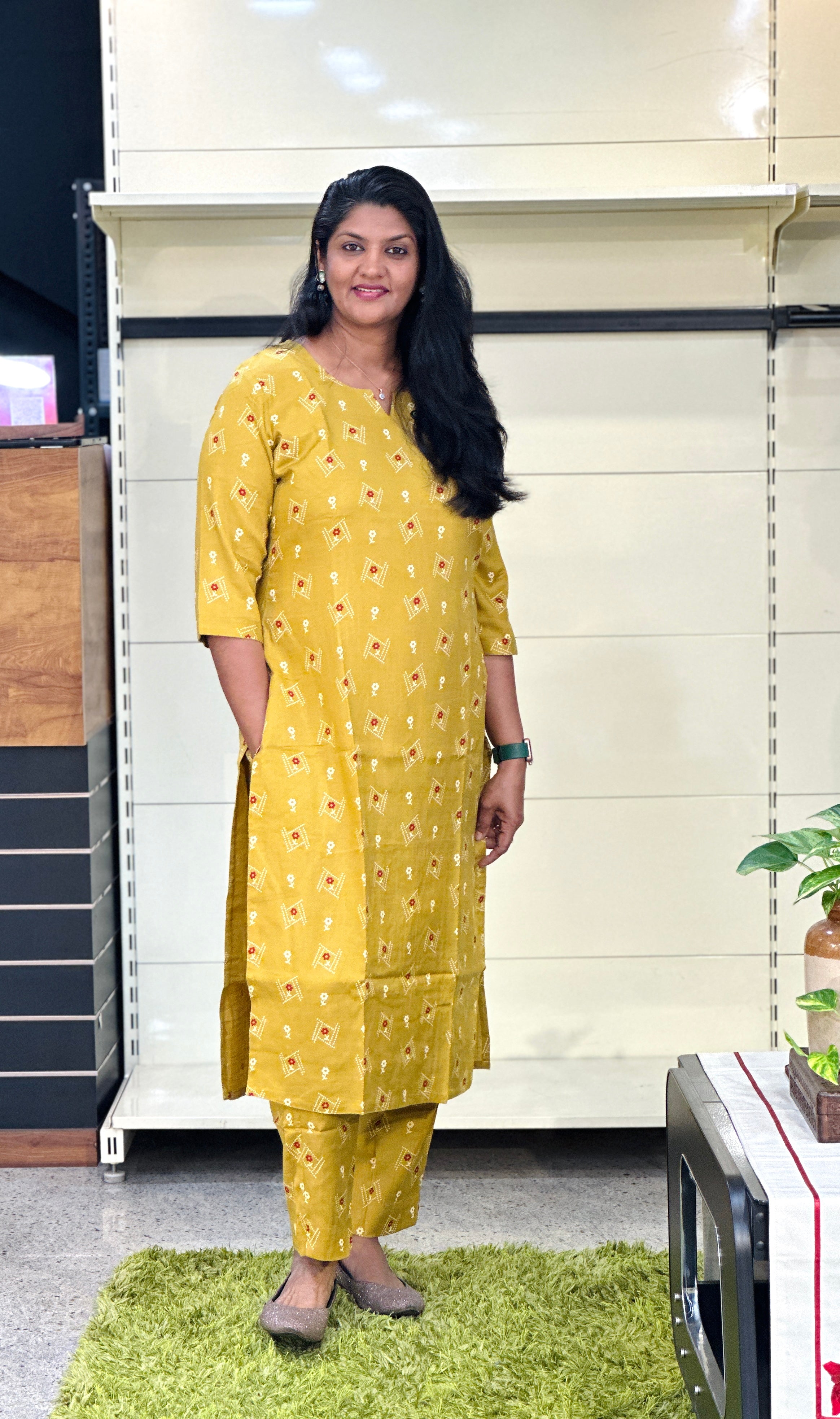 Floral & Geometric Printed Cotton Kurta Set | VSI153