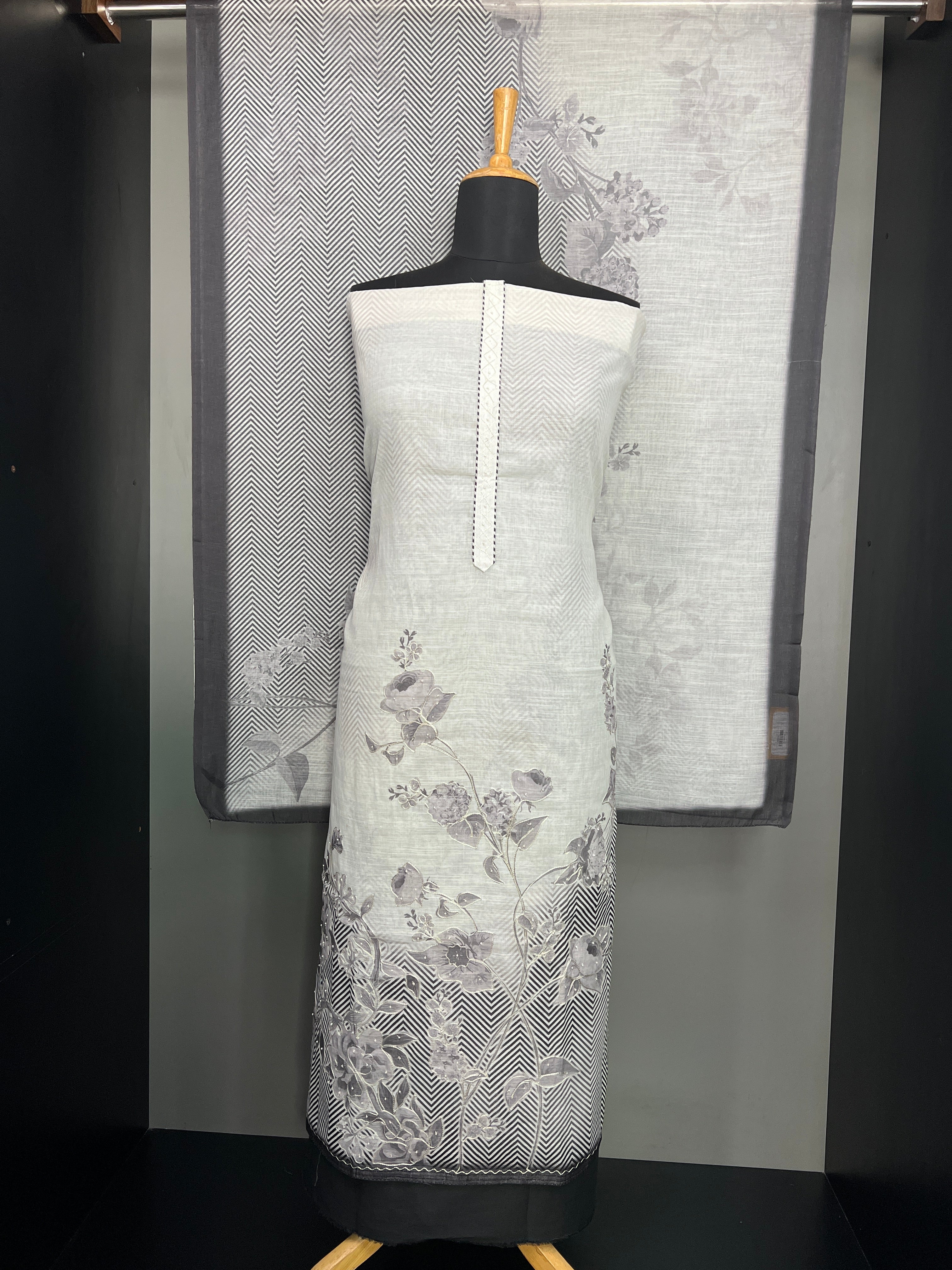 Floral and Zig Zag Print Patterned Linen Salwar Set | SW2254