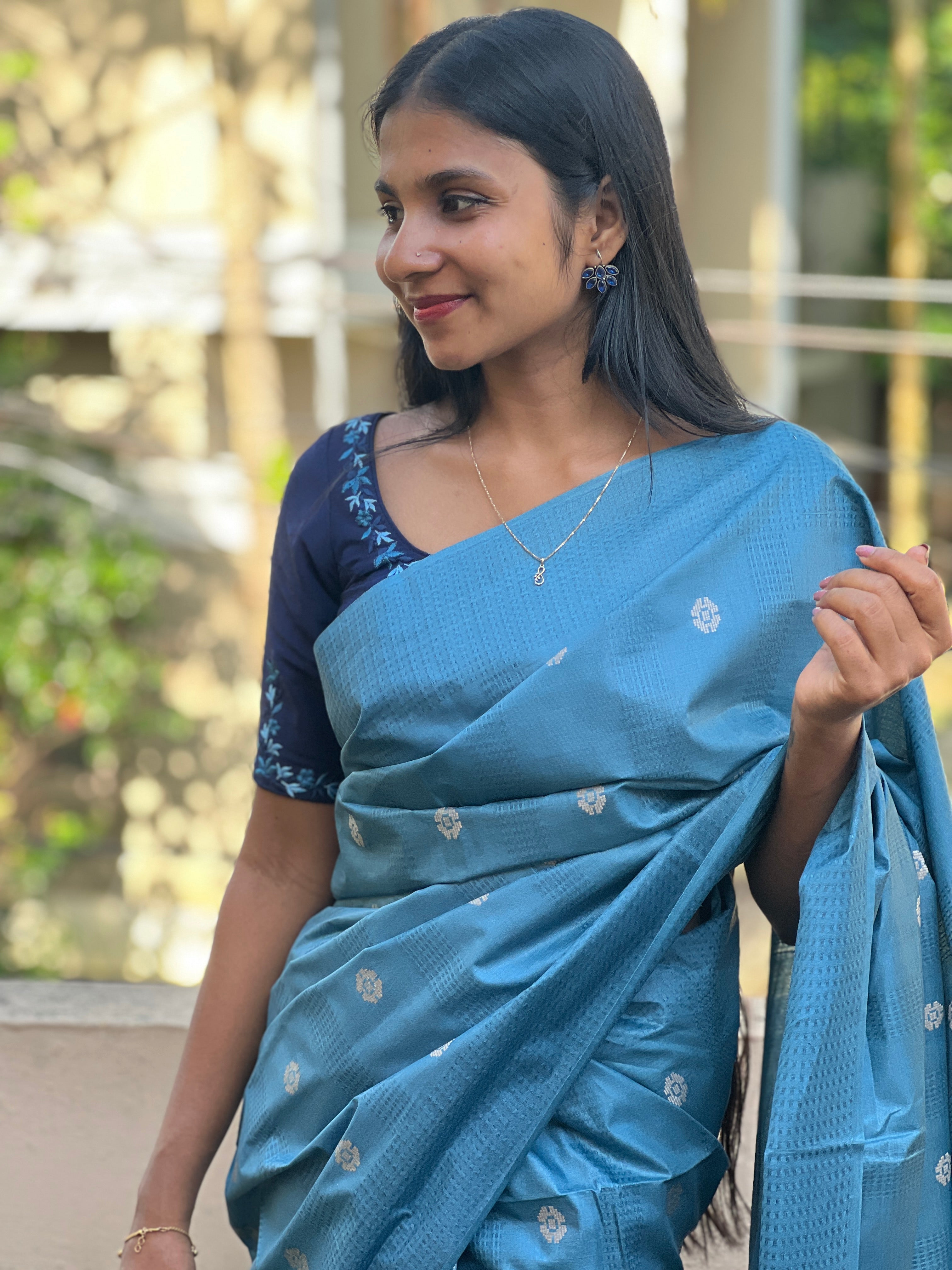 Floral Buta Weaved Tussar Sarees | ACT1181