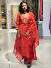 Hand Embroidery Detailed Chanderi Finish Kurta Set | KIA117