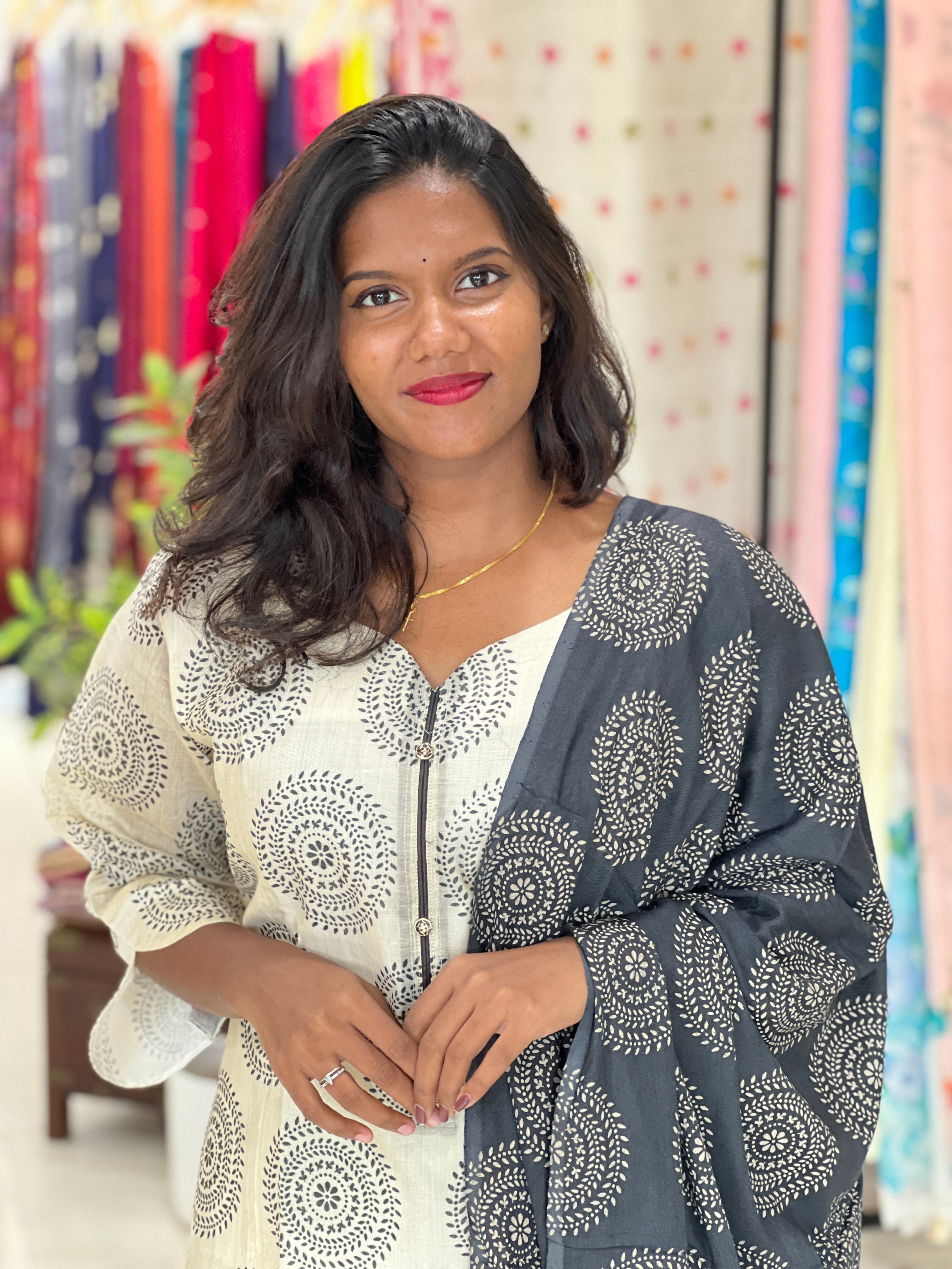Screen Printed Chanderi Kurta With Dupatta RMLA363