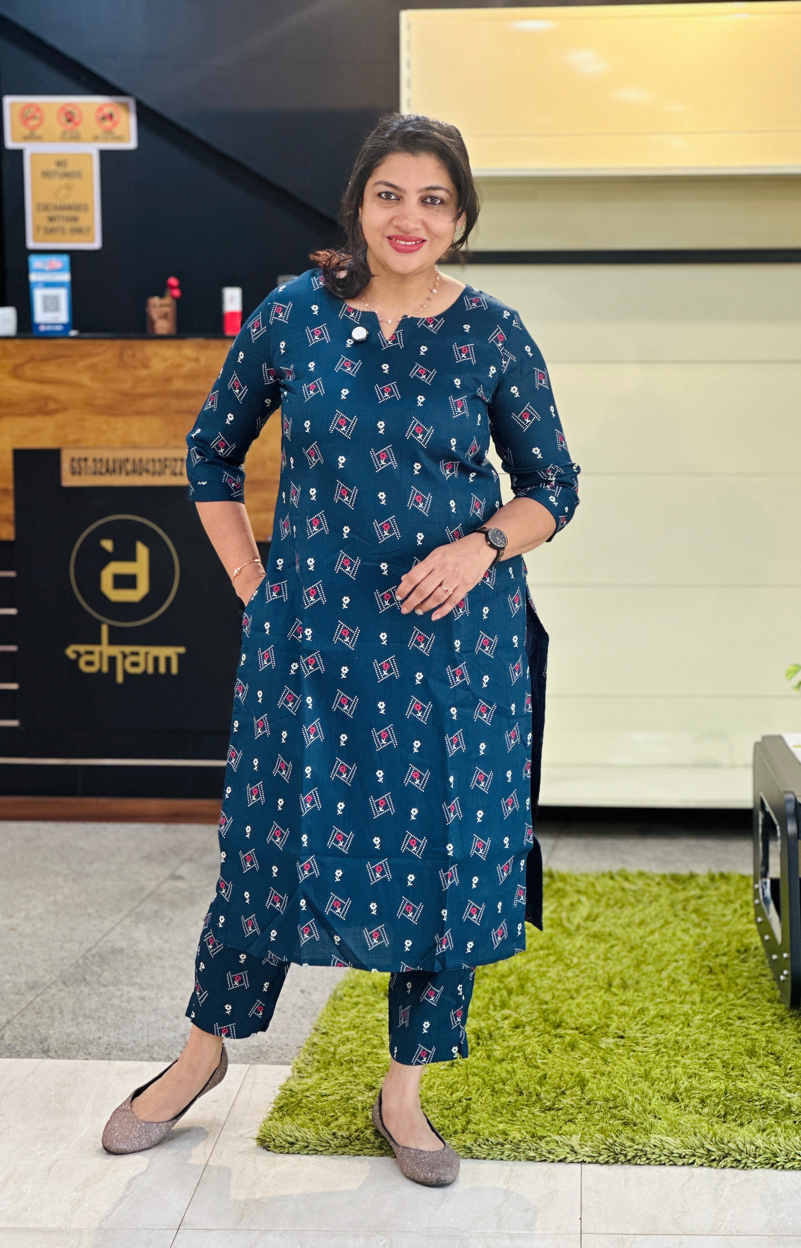 Floral & Geometric Printed Cotton Kurta Set | VSI151