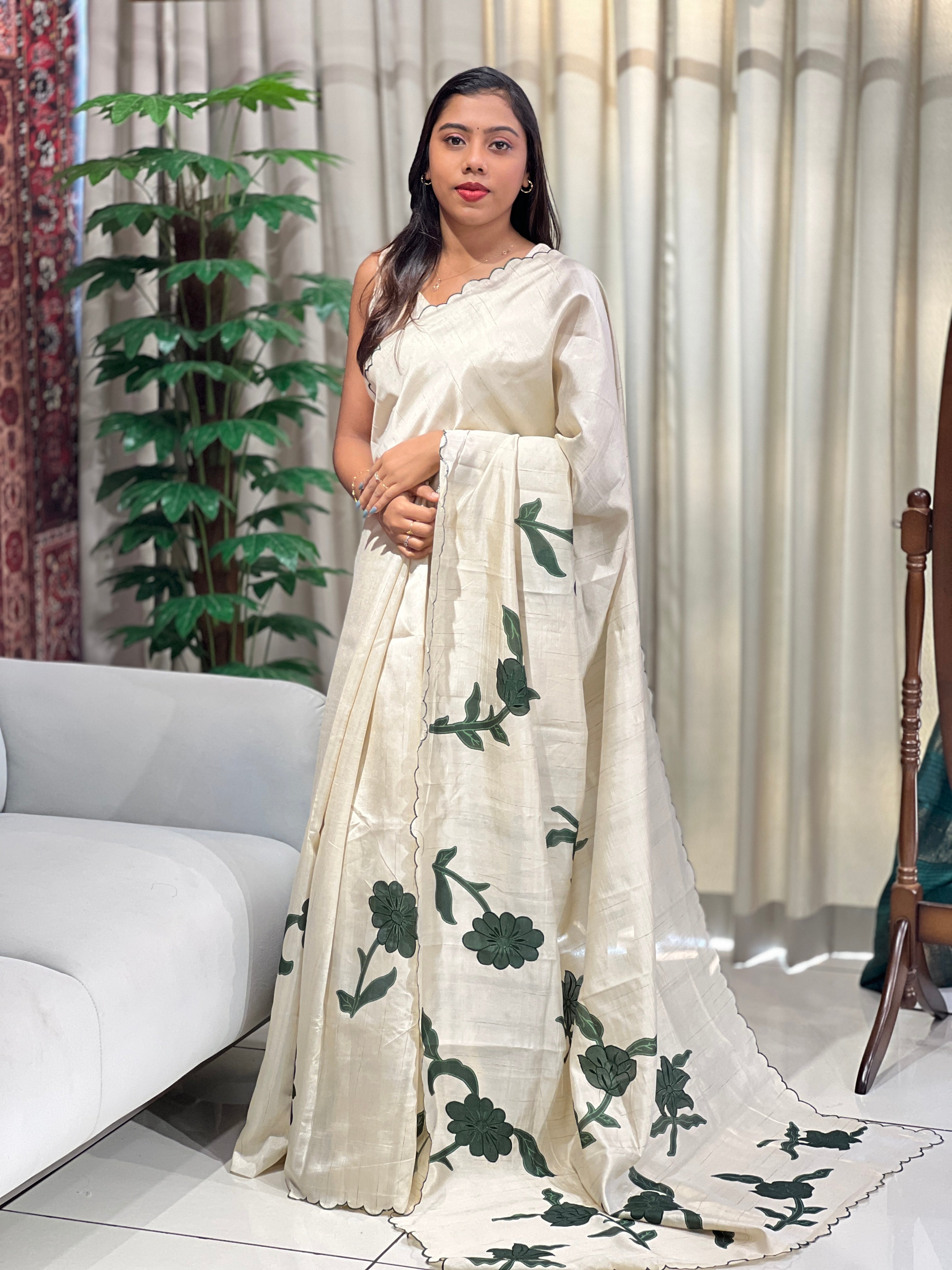 Digital Print With Embroidery Detailed Semi Tussar Saree | HT425