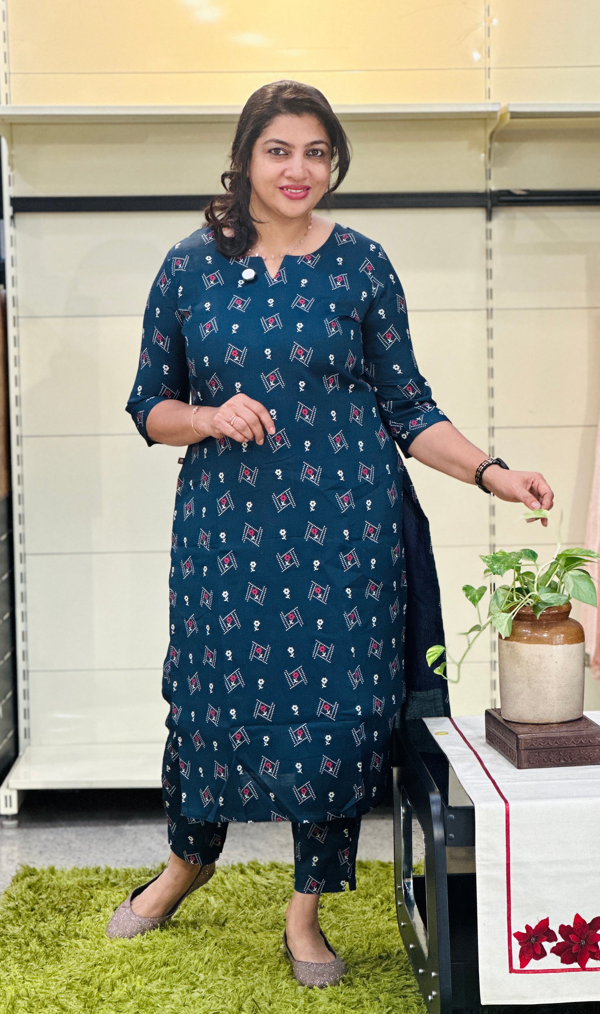 Floral & Geometric Printed Cotton Kurta Set | VSI151