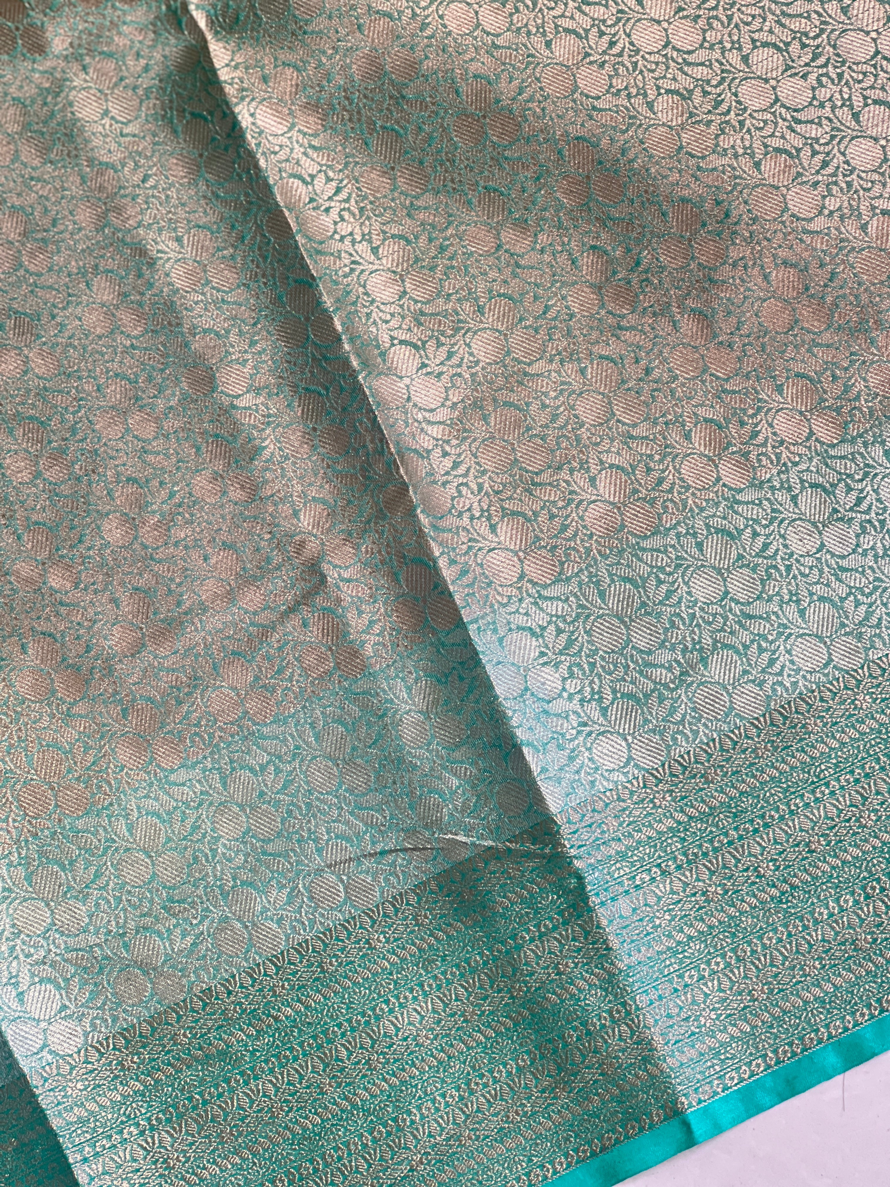 Brocade Pattern Tissue Banarasi Saree | NN325