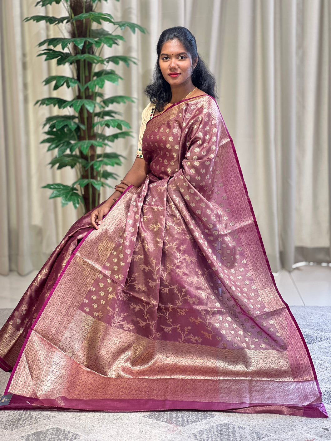 Brocade Pattern Tissue Banarasi Saree | NN317