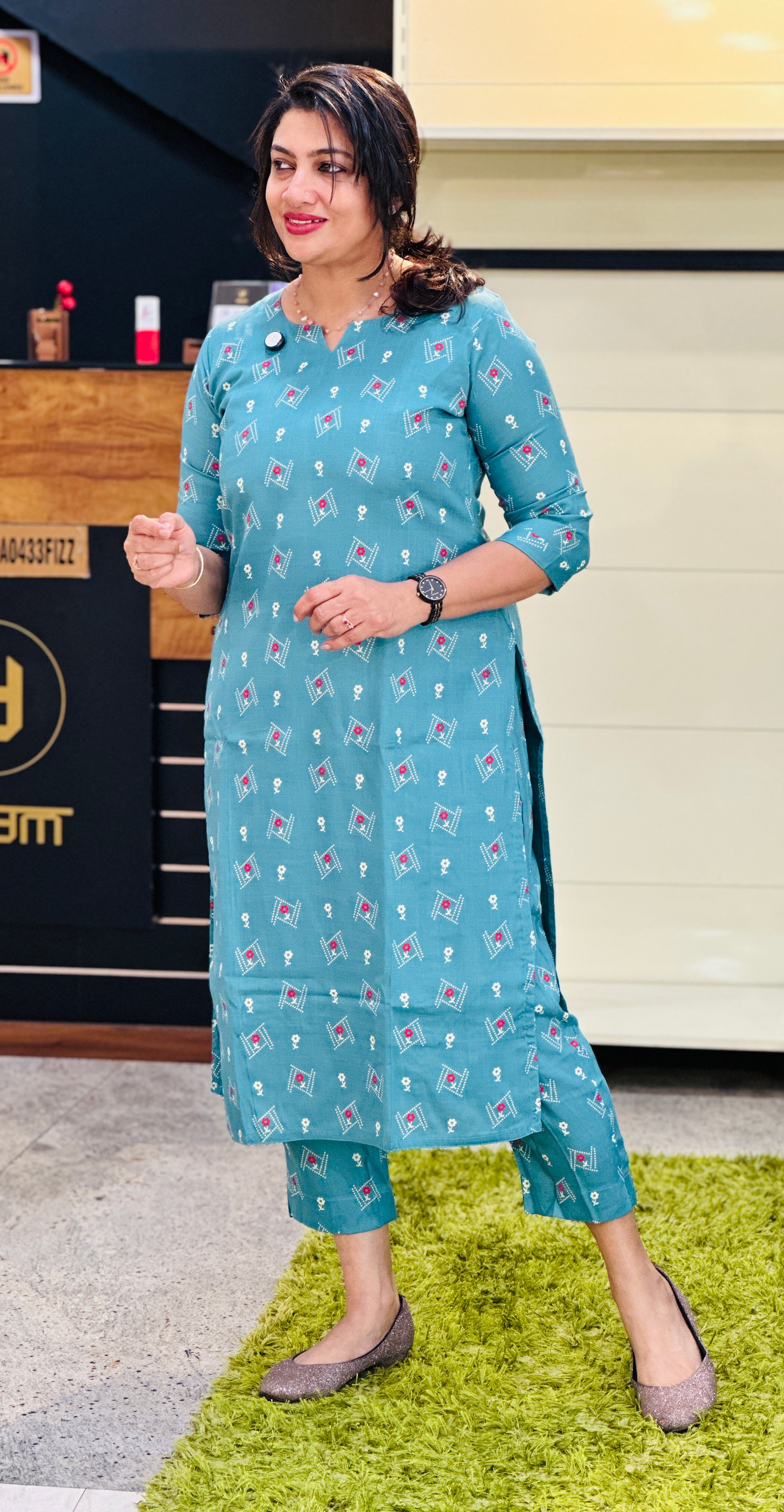 Floral & Geometric Printed Cotton Kurta Set | VSI155