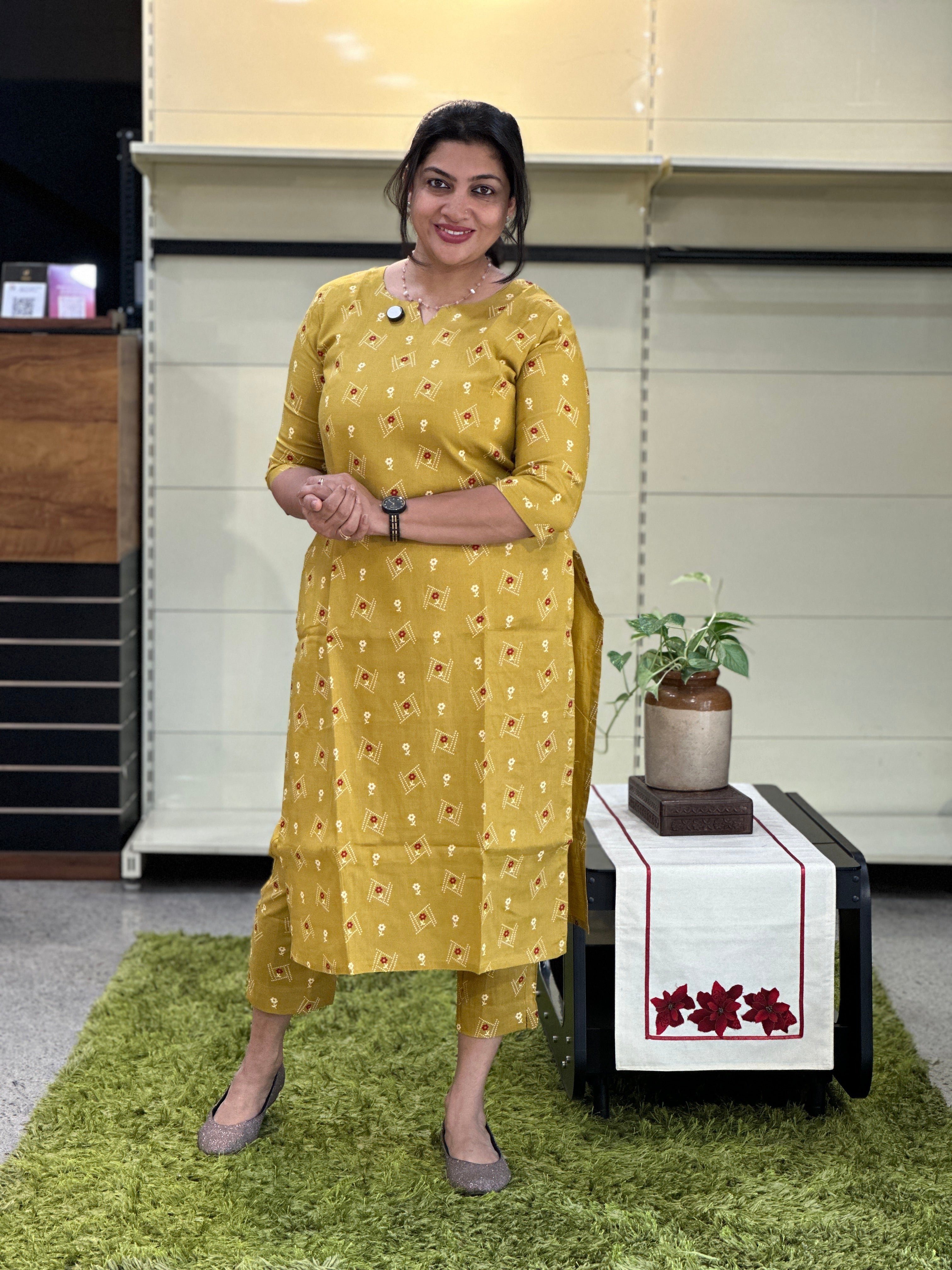 Floral & Geometric Printed Cotton Kurta Set | VSI153