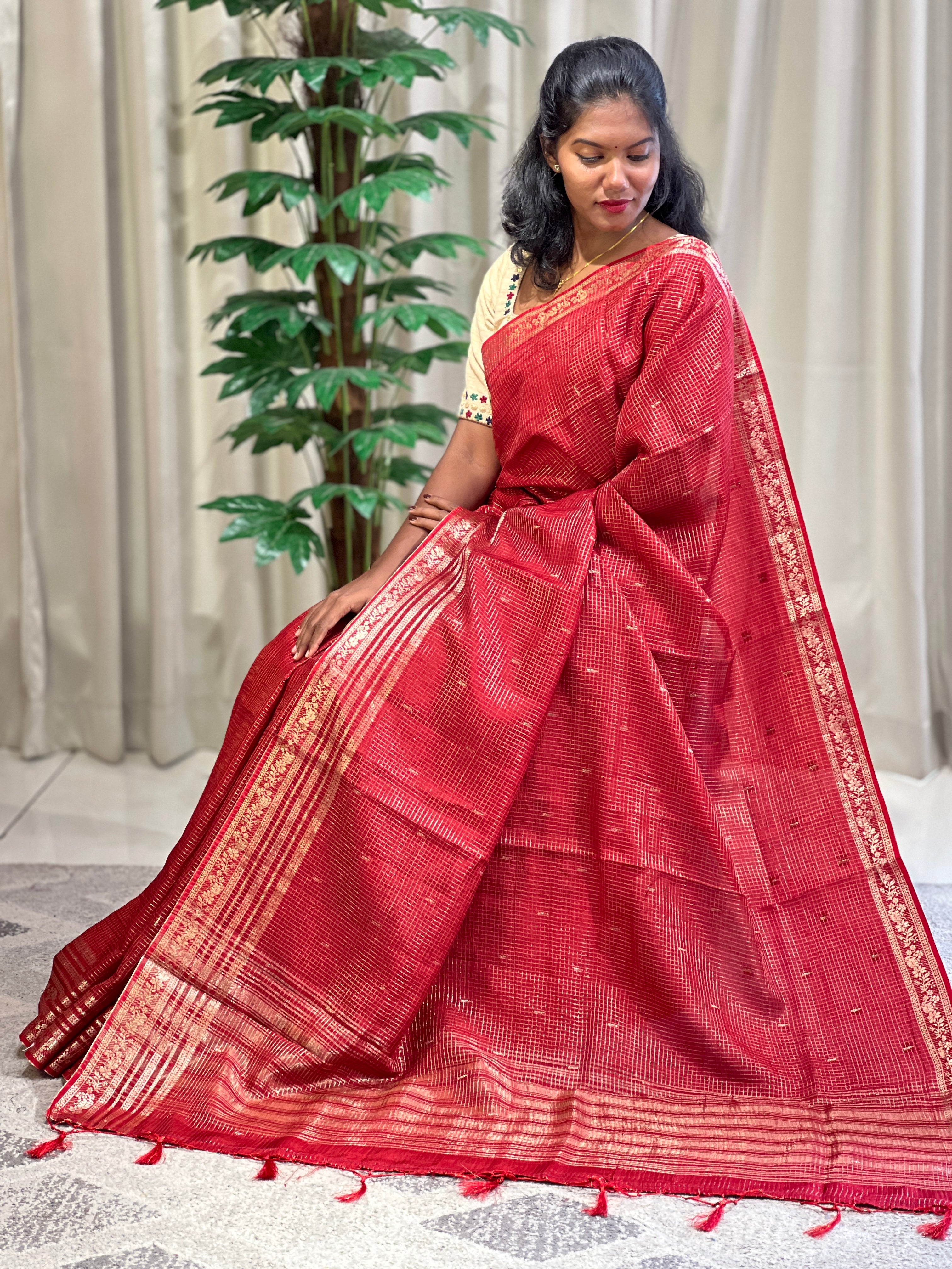 Zari Check With Buta Weaved Banarasi Silk Saree | NN319