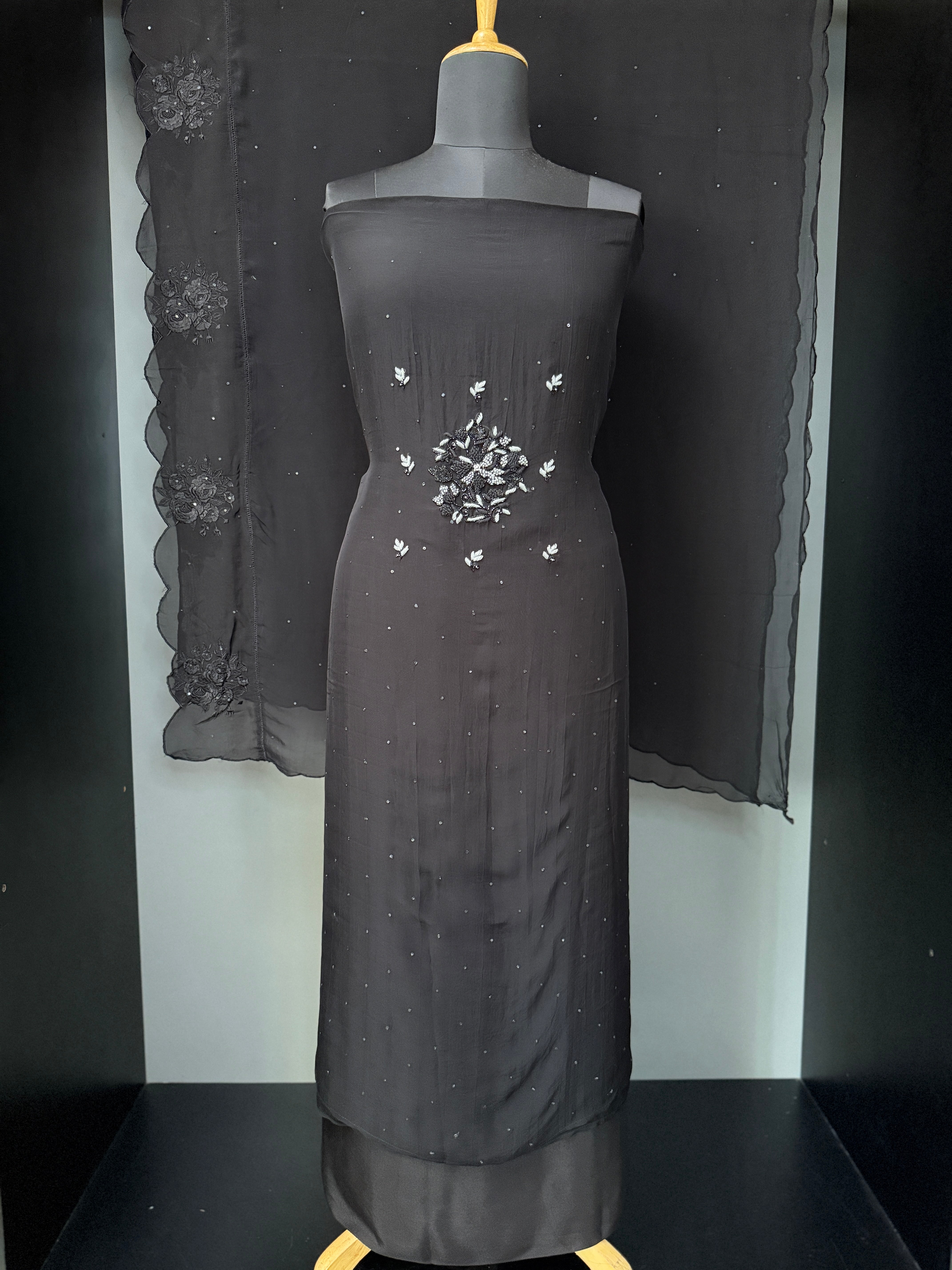 Hand Embroidery Detailed Viscose Silk Organza Salwar Set | PHU151