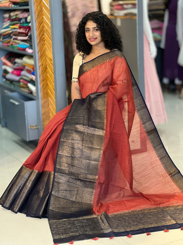 Antique Golden Zari Weaved Semi Geecha Saree | YNG356