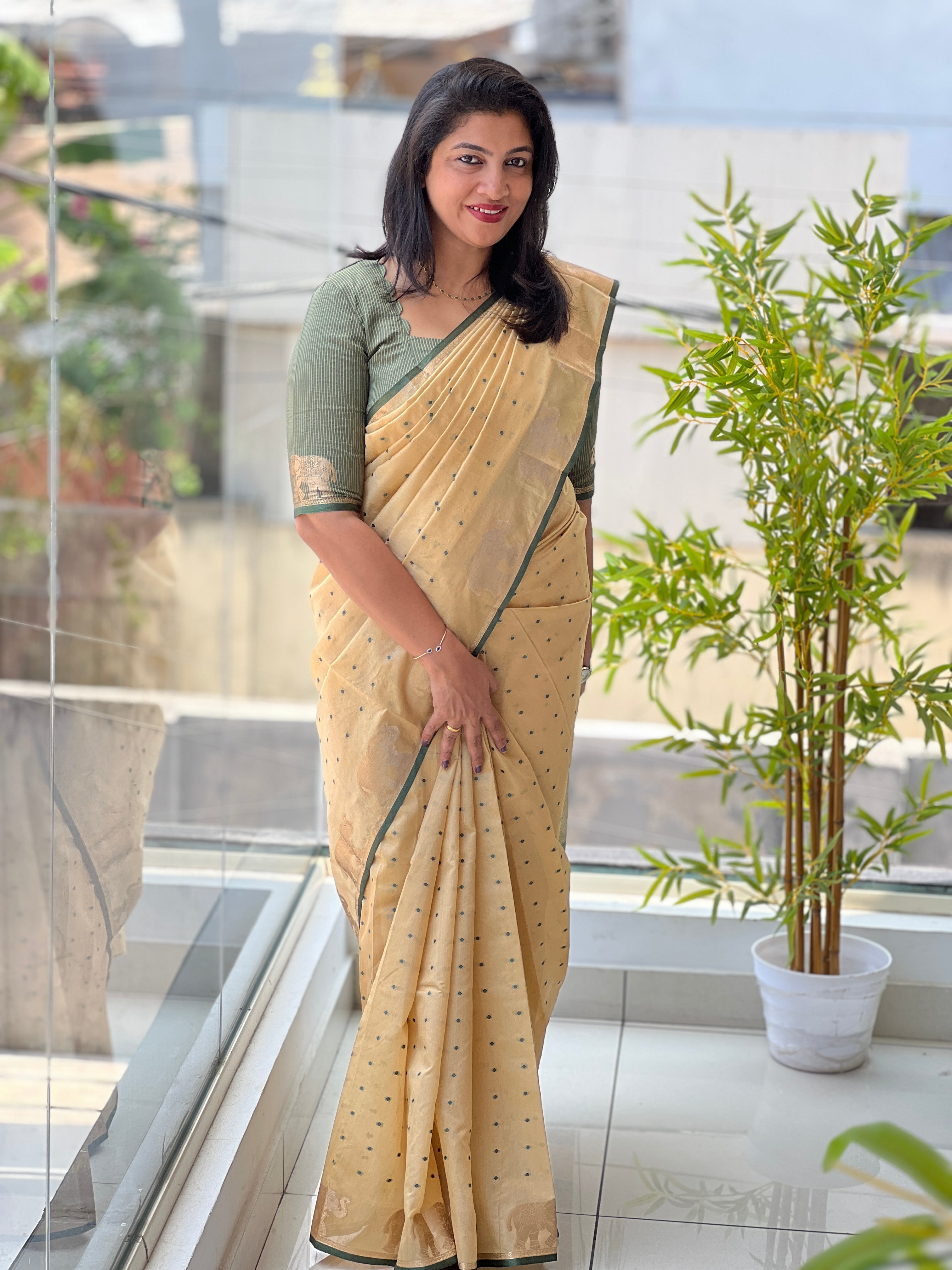 Traditional Elephant Motif Design Semi Silk Saree | SSN521