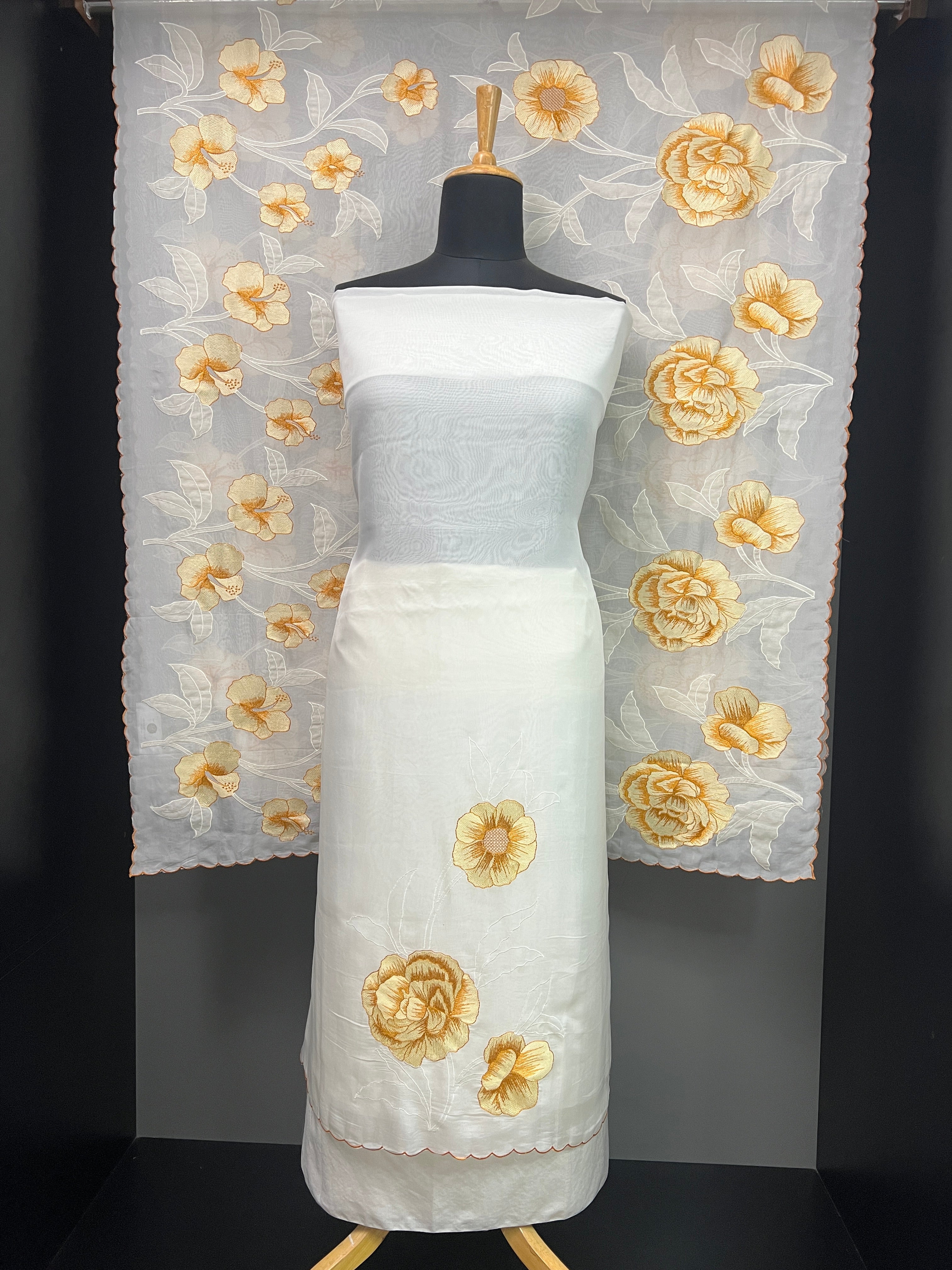 Floral Embroidery Detailed Organza Salwar Set | MM207