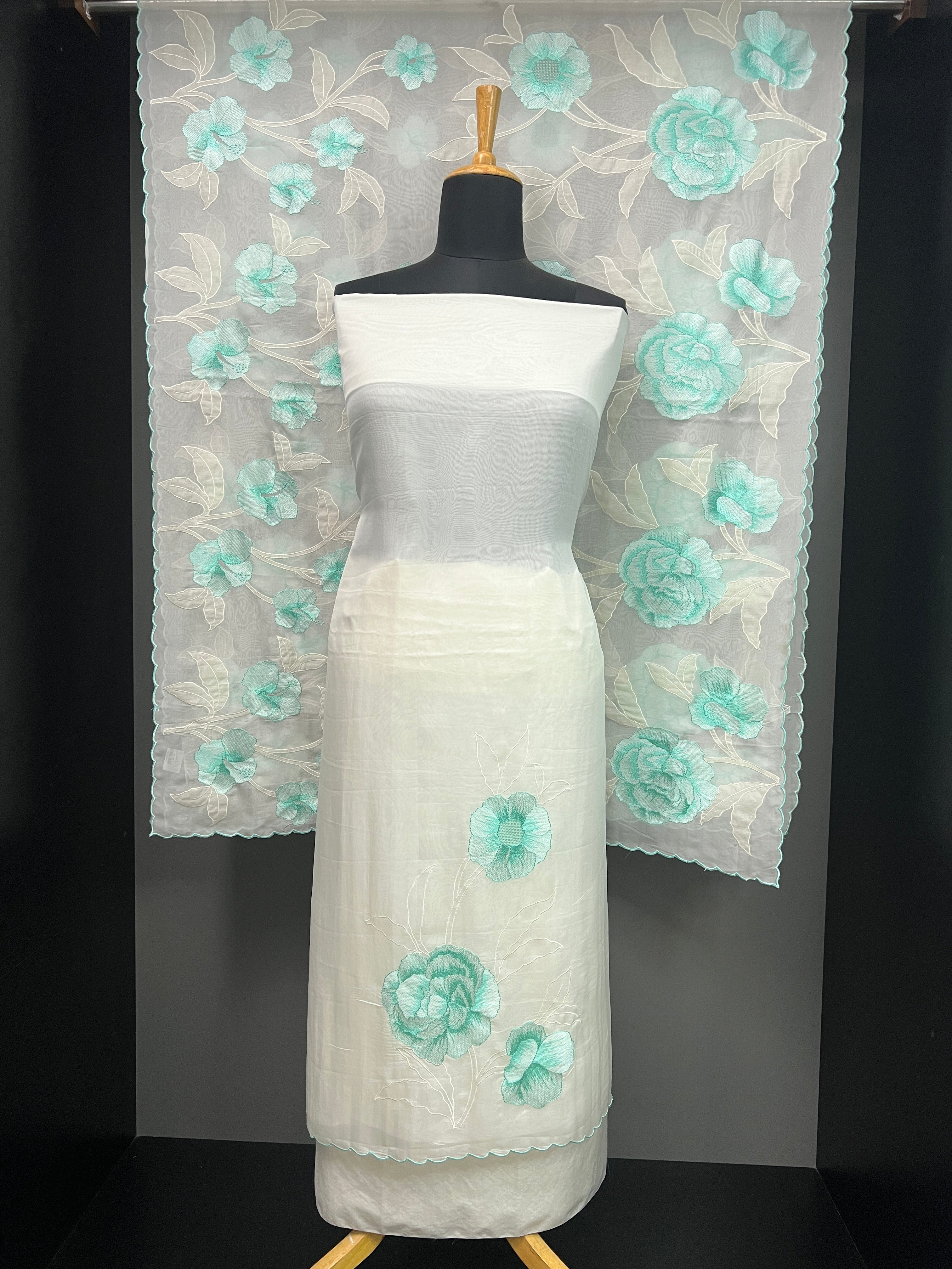 Floral Embroidery Detailed Organza Salwar Set | MM209