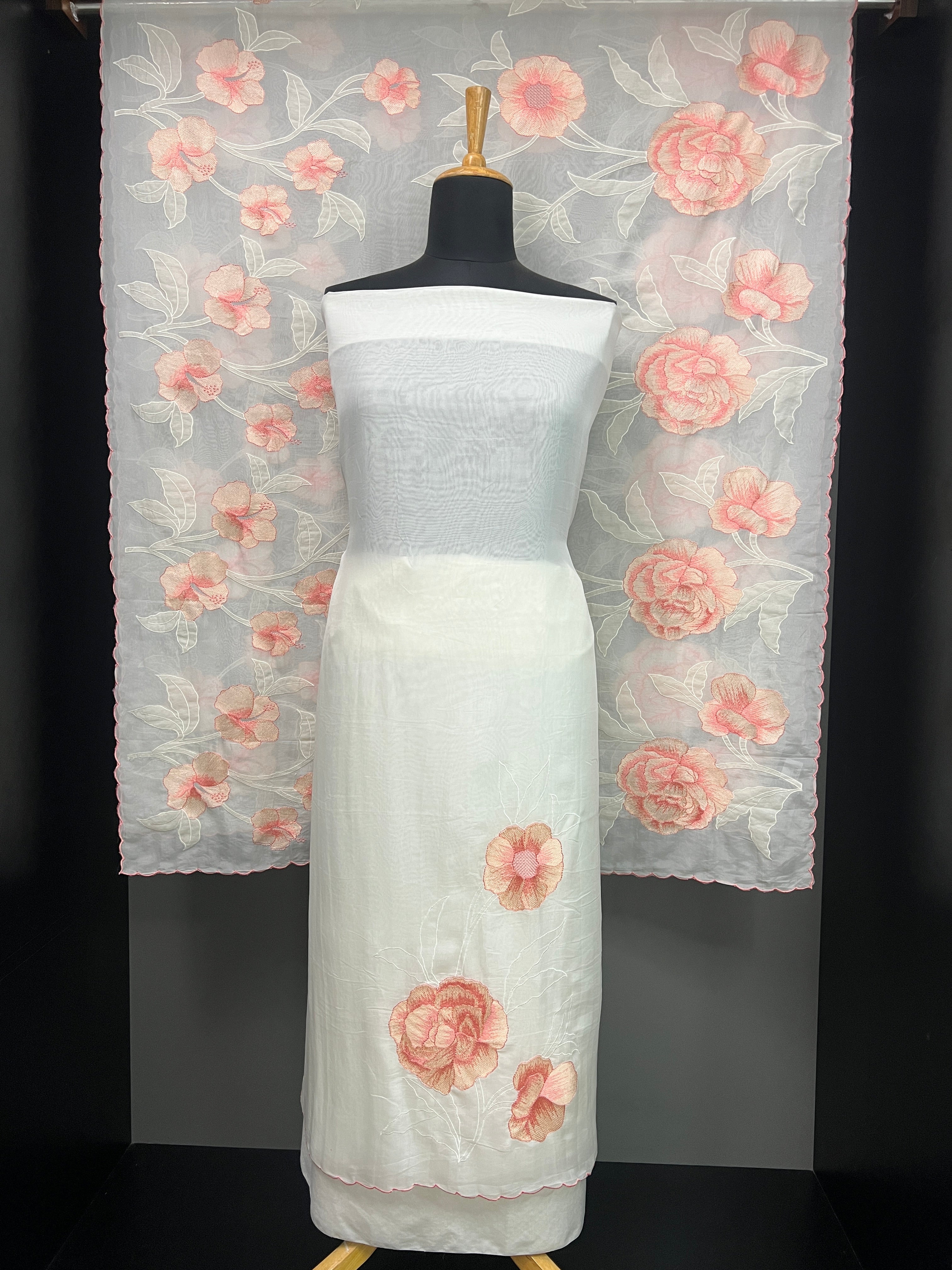 Floral Embroidery Detailed Organza Salwar Set | MM206